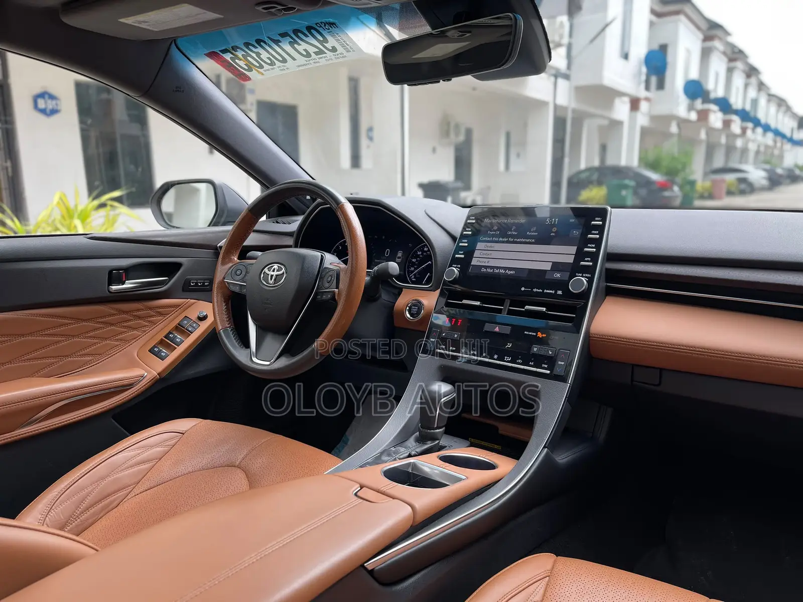 Toyota Avalon Limited FWD Sedan (3.5L V6 8A) 2019 Gray