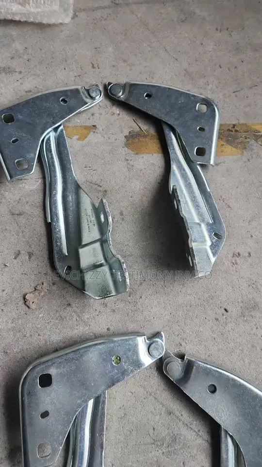 2015,2016,2017,2018,2020 Ford Edge Hood/Bonet Inches Hanger