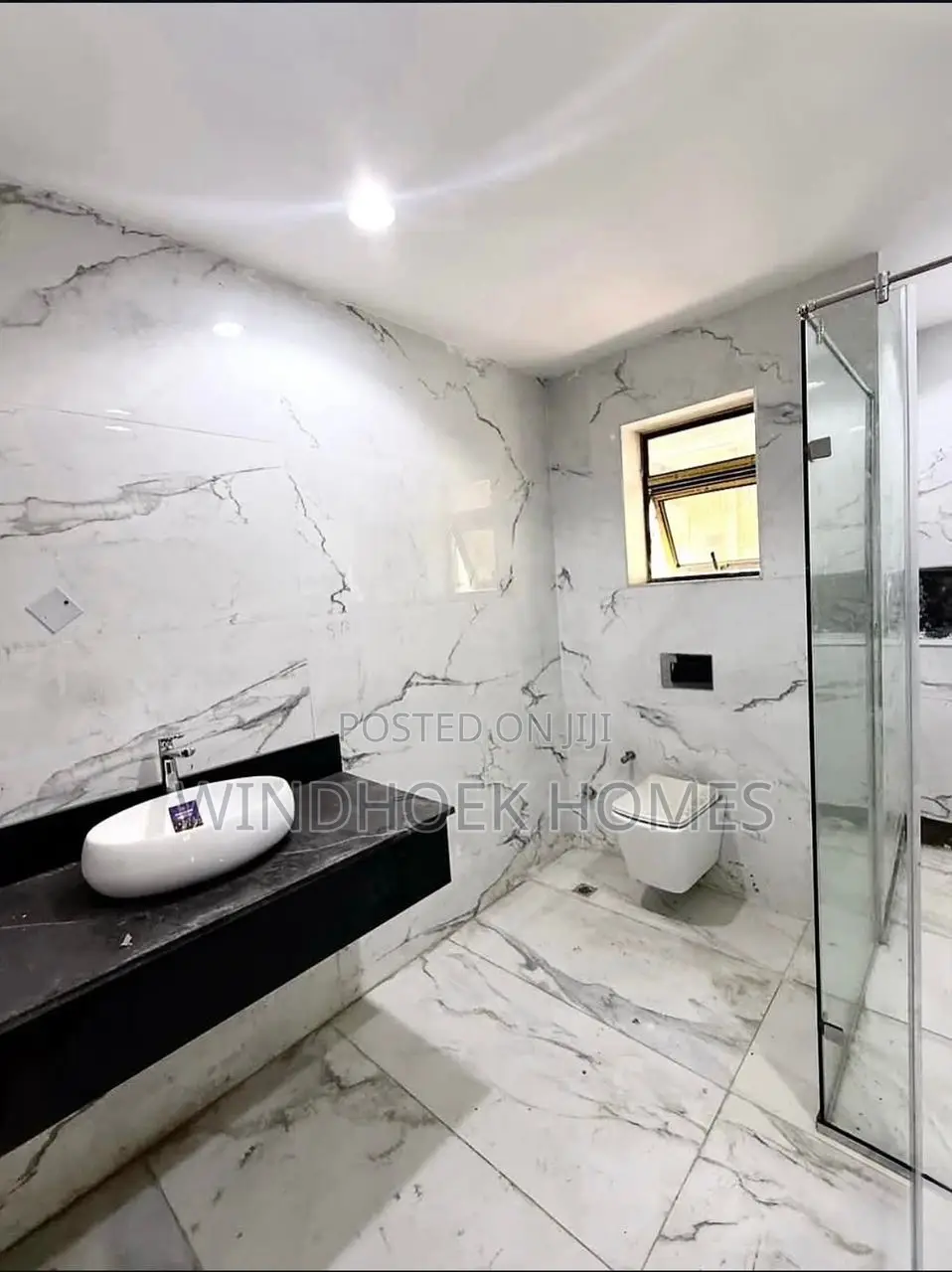 5bdrm Duplex in Guzape District for sale