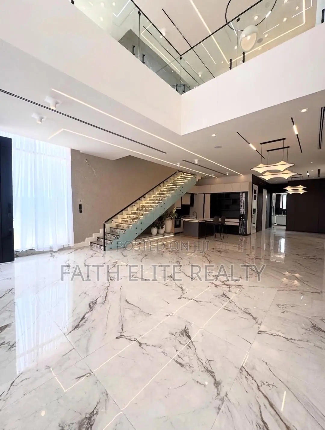 5bdrm Duplex in Lekki Phase 1 for sale