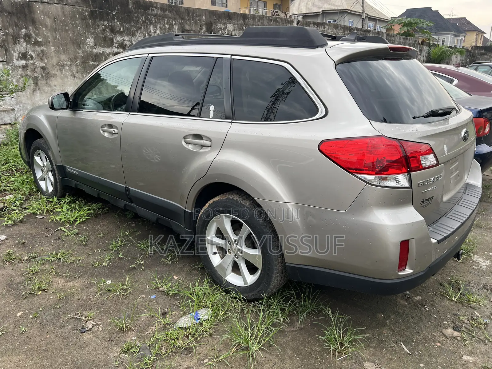 Subaru Outback 2.5i Premium 4dr Wagon AWD (2.5L 4cyl 6M) 2014 Gold