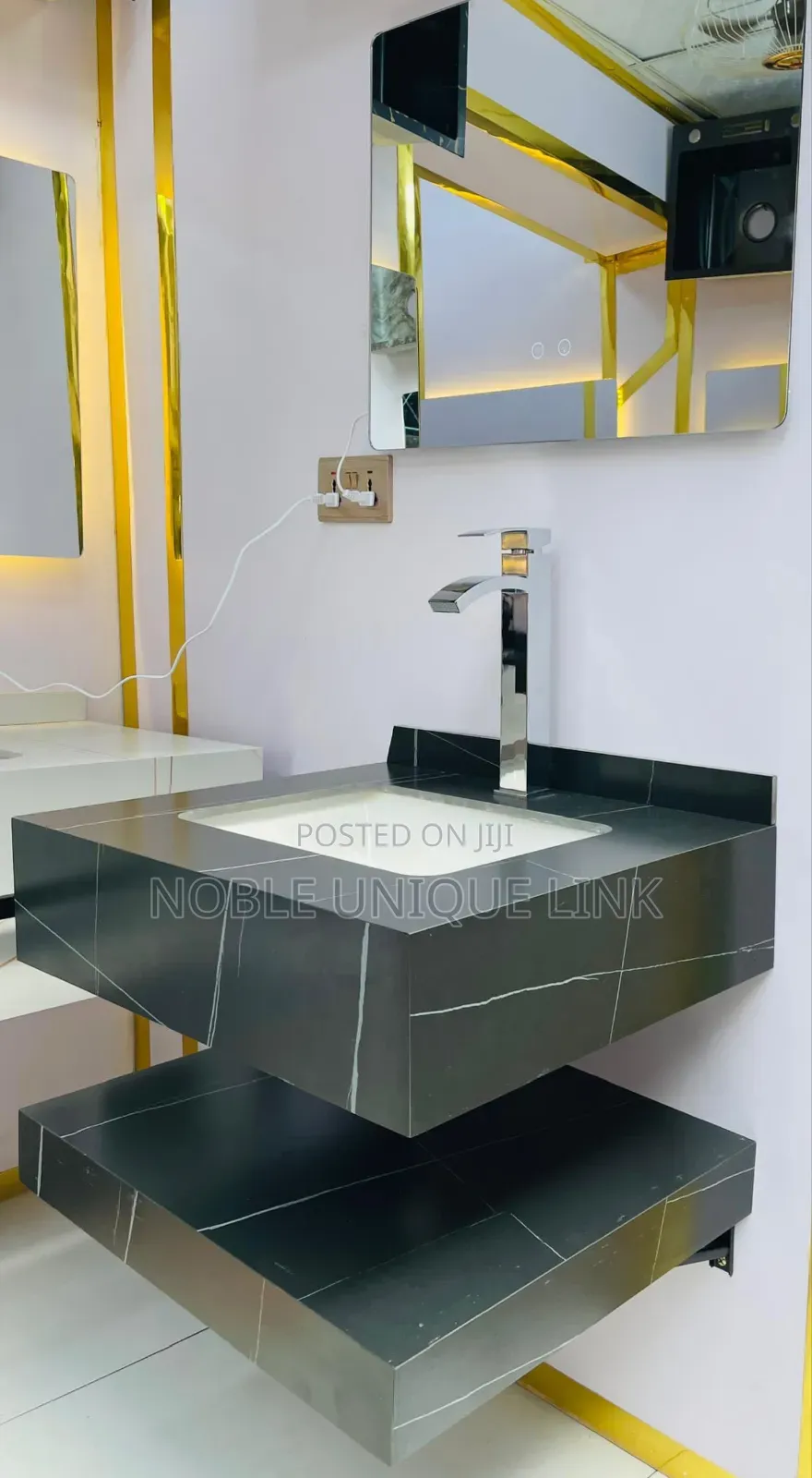 60×50 Cabinet Basin With Led Mirror