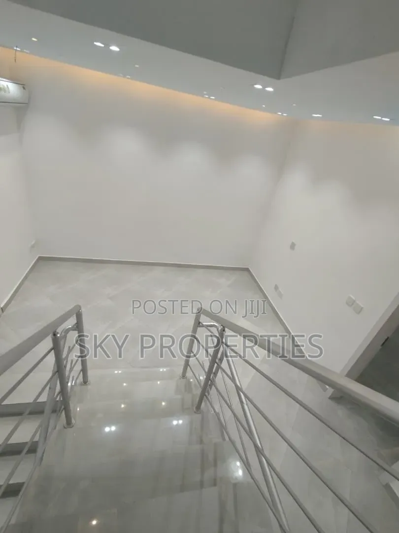 4bdrm Duplex in Oniru Estate, Victoria Island Extension for sale