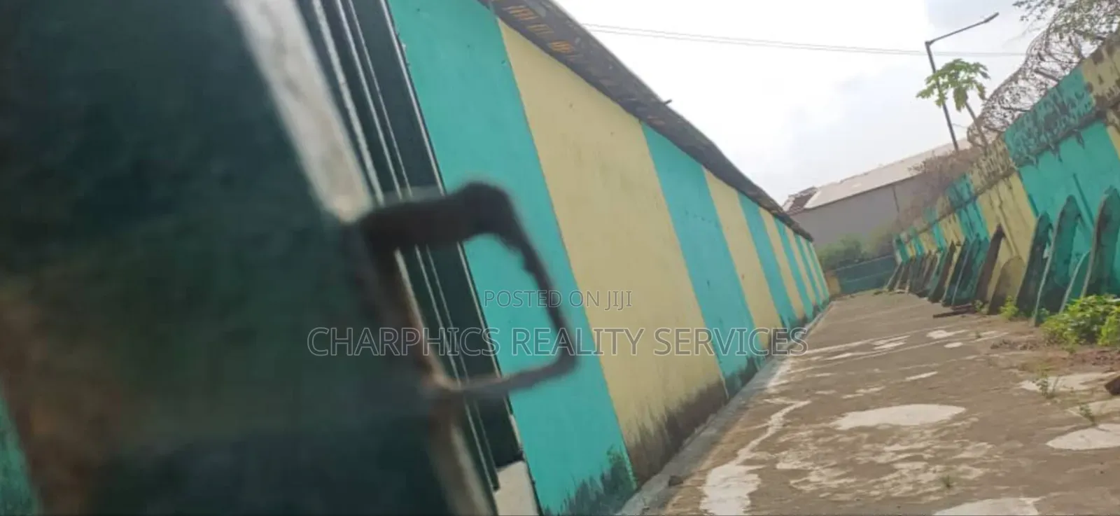 Self Compound 7,000sqm Warehouse Along Apapa-Oshodi Exp