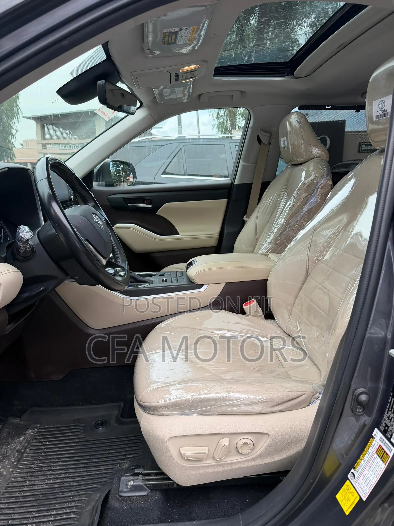 Toyota Highlander XLE 2021 Gray