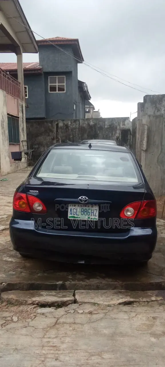 Toyota Corolla 2004 Blue