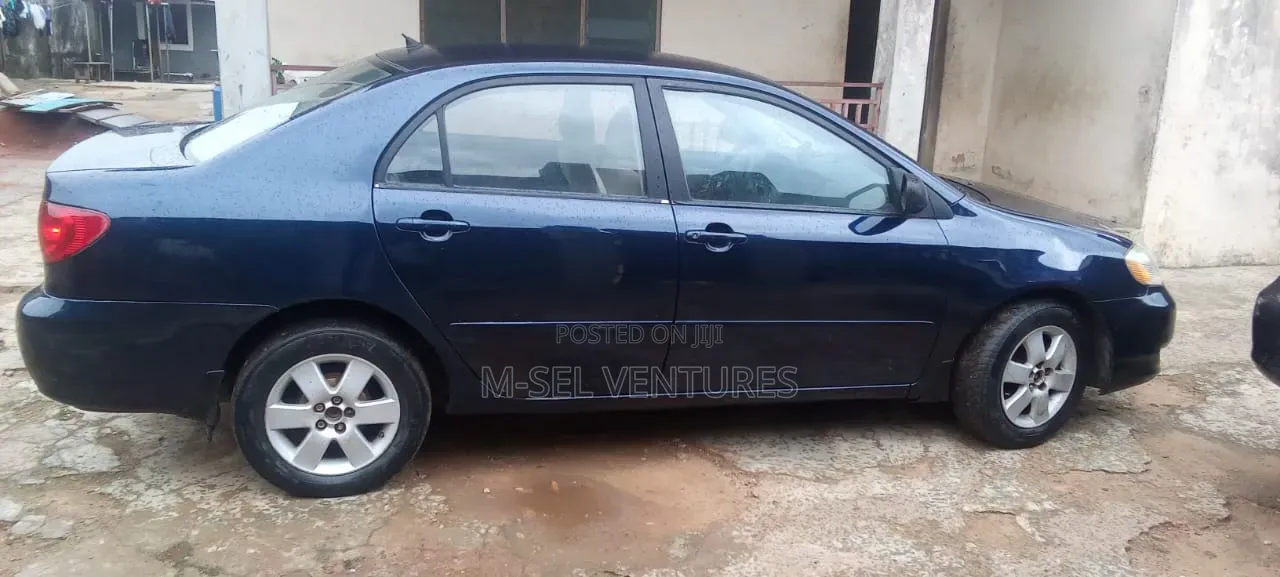 Toyota Corolla 2004 Blue