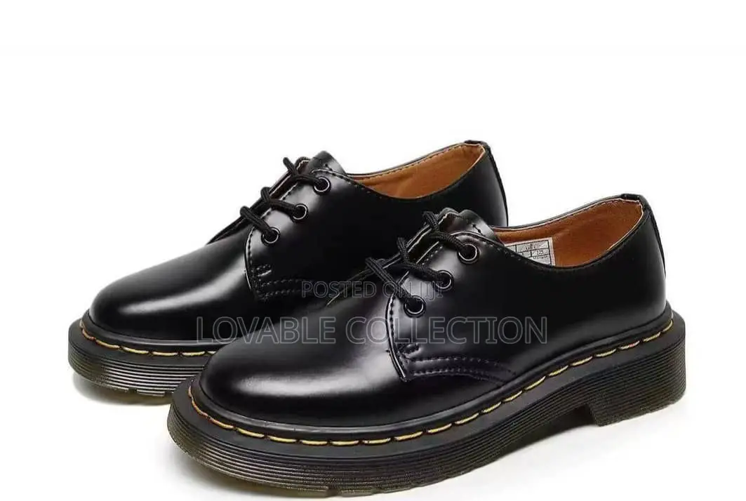 Dr. Martens 1461 Smooth Leather 3-Eye Oxford Shoes — Black