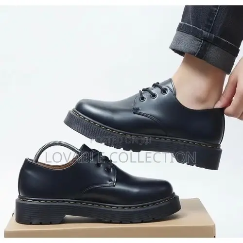 Dr. Martens 1461 Smooth Leather 3-Eye Oxford Shoes — Black