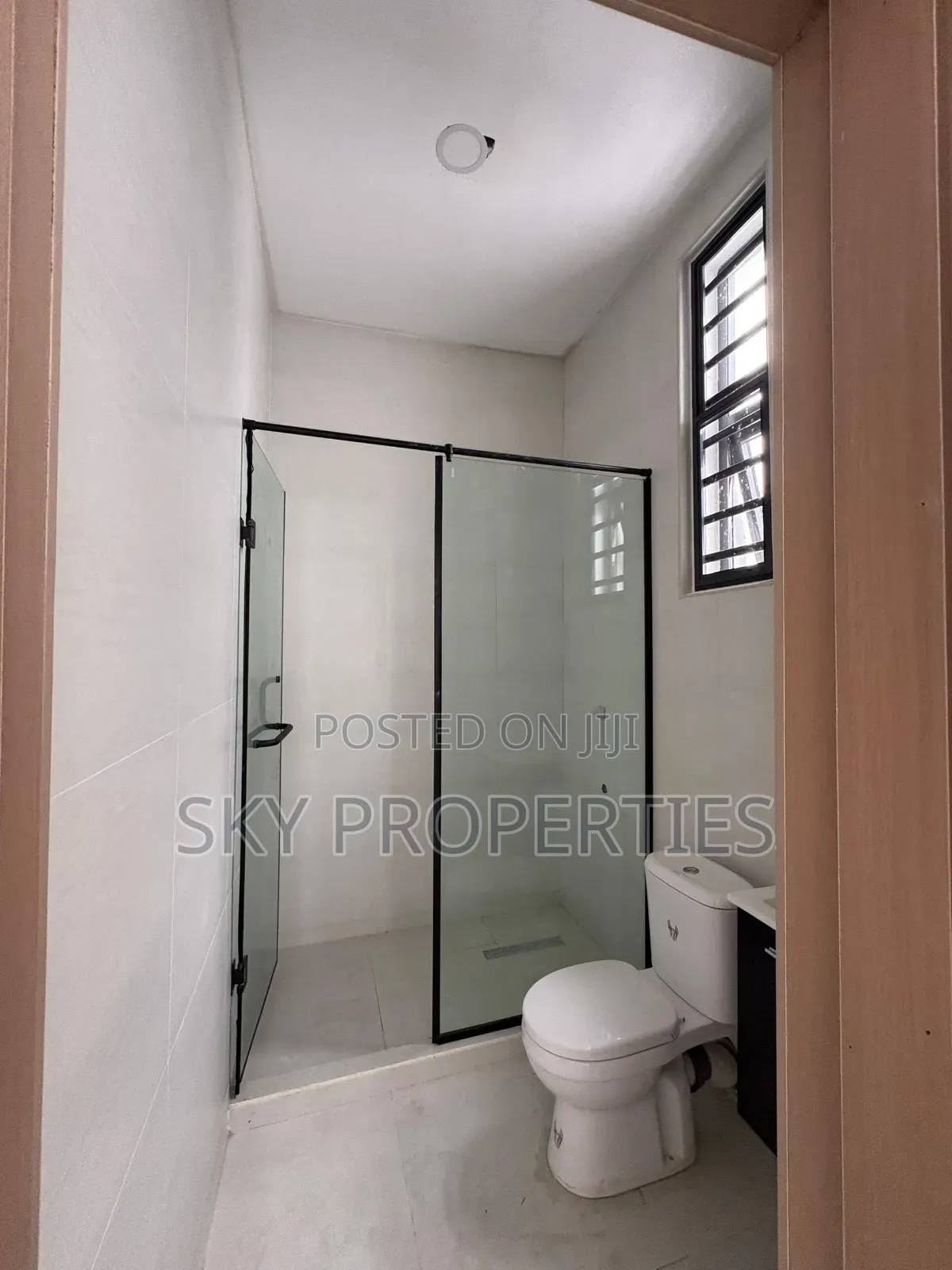 4bdrm Duplex in Admiralty, Lekki Phase 1 for rent