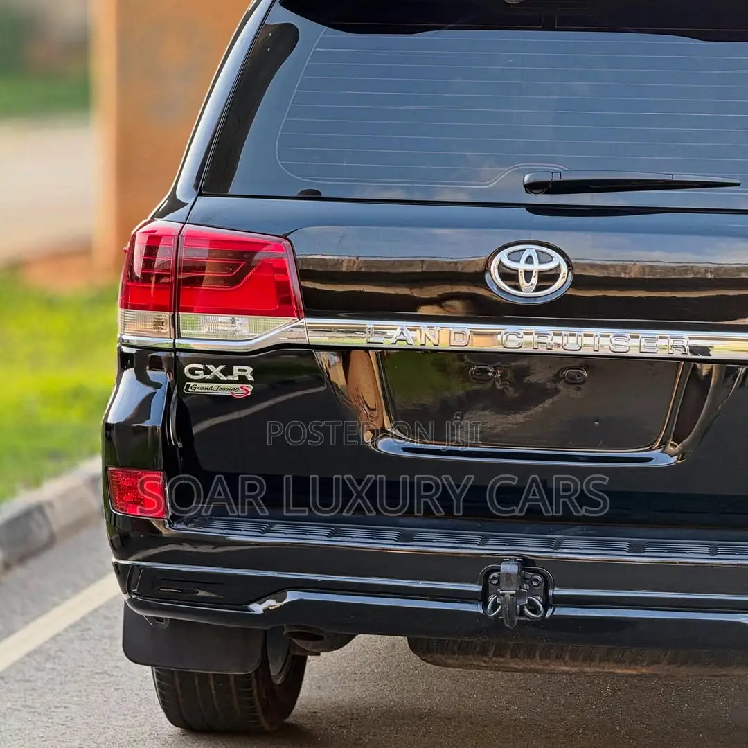 Toyota Land Cruiser 5.7 V8 GXR 2020 Black