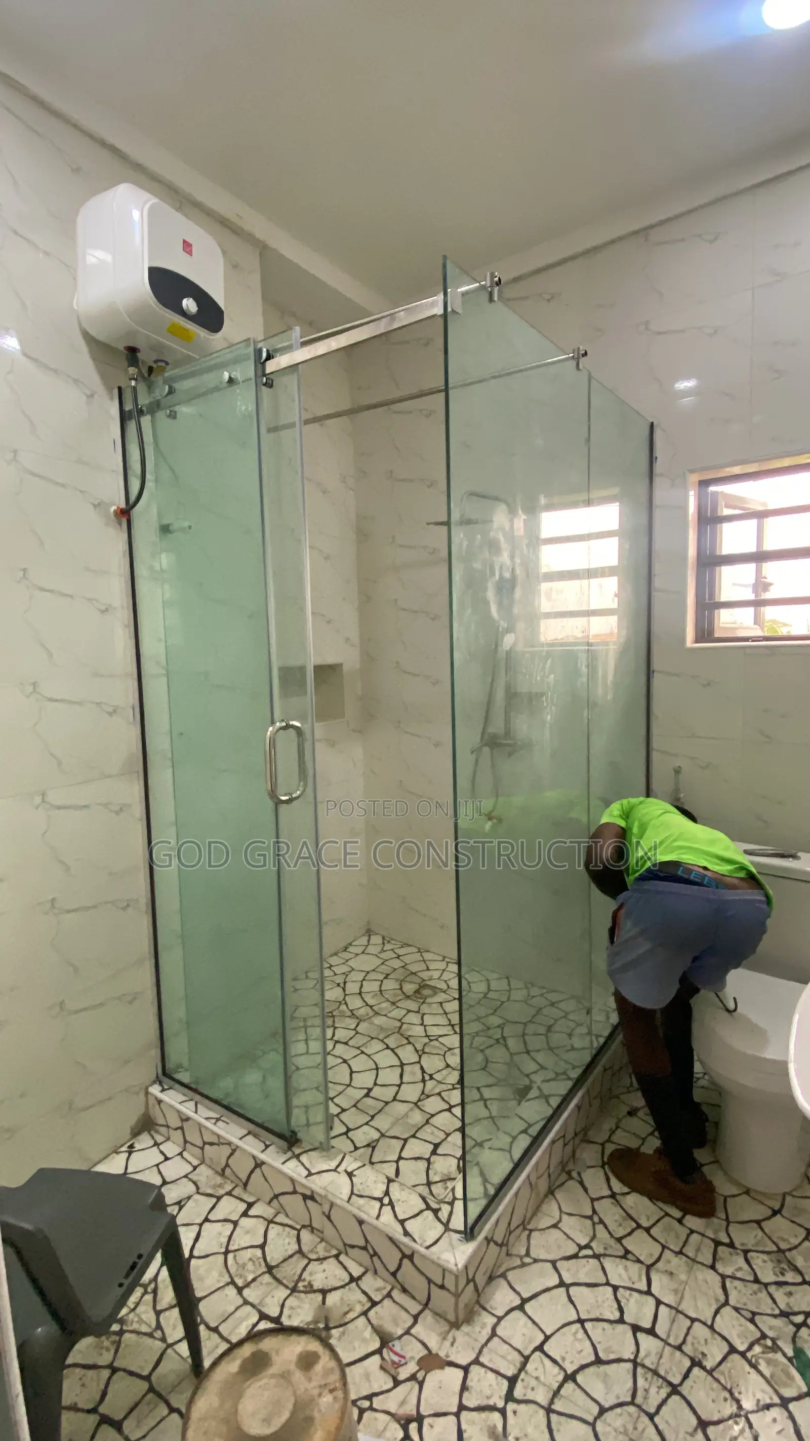 Frameless Toilet Cubicle Glass**