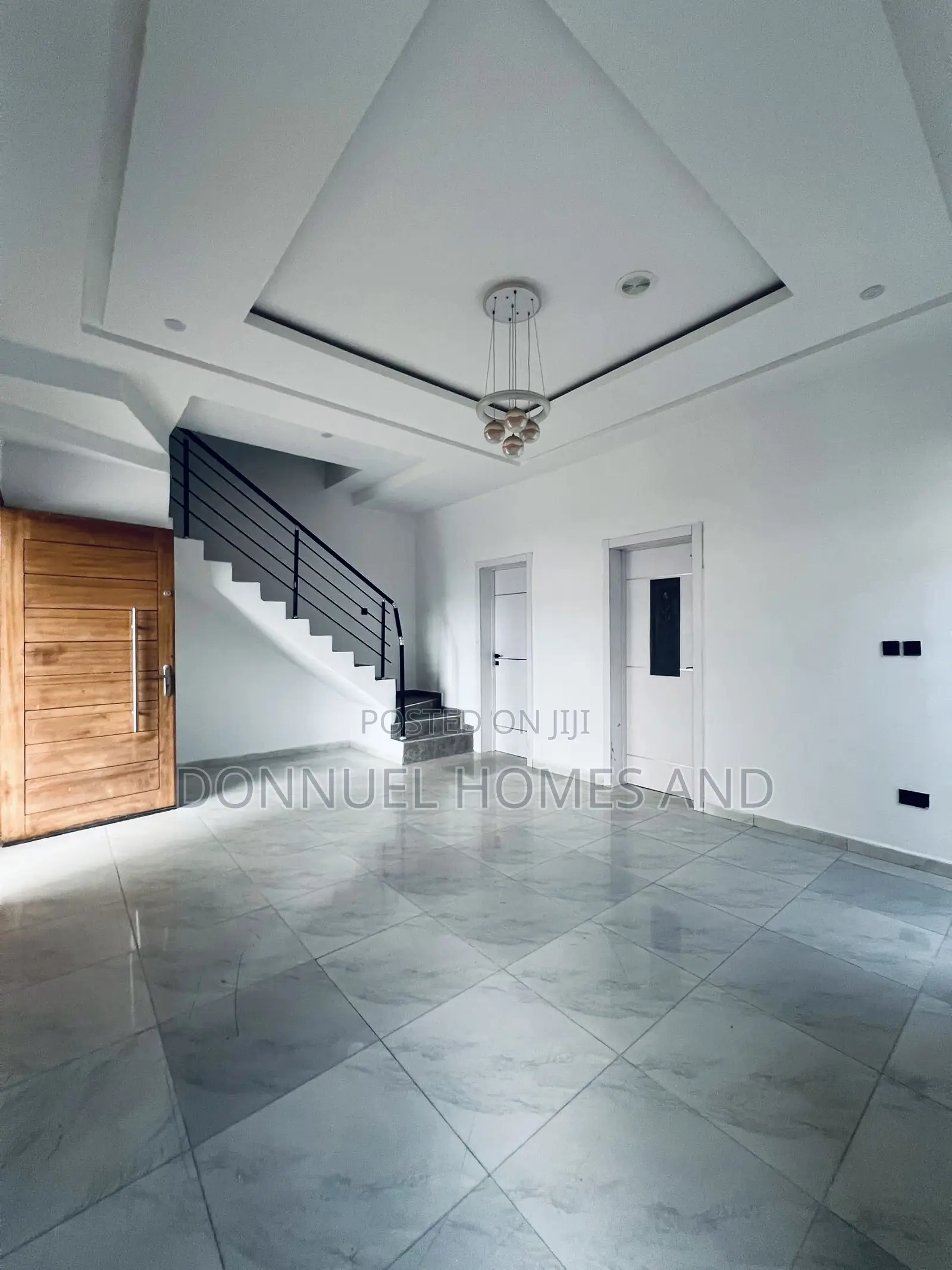 4bdrm Townhouse / Terrace in Ikota for rent