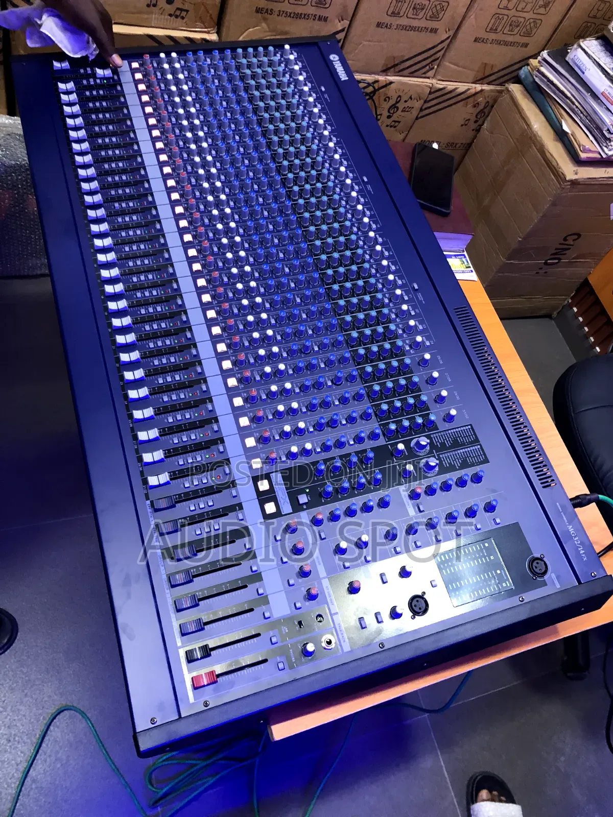32 Channels Yamaha Mixer (Mg32cx)