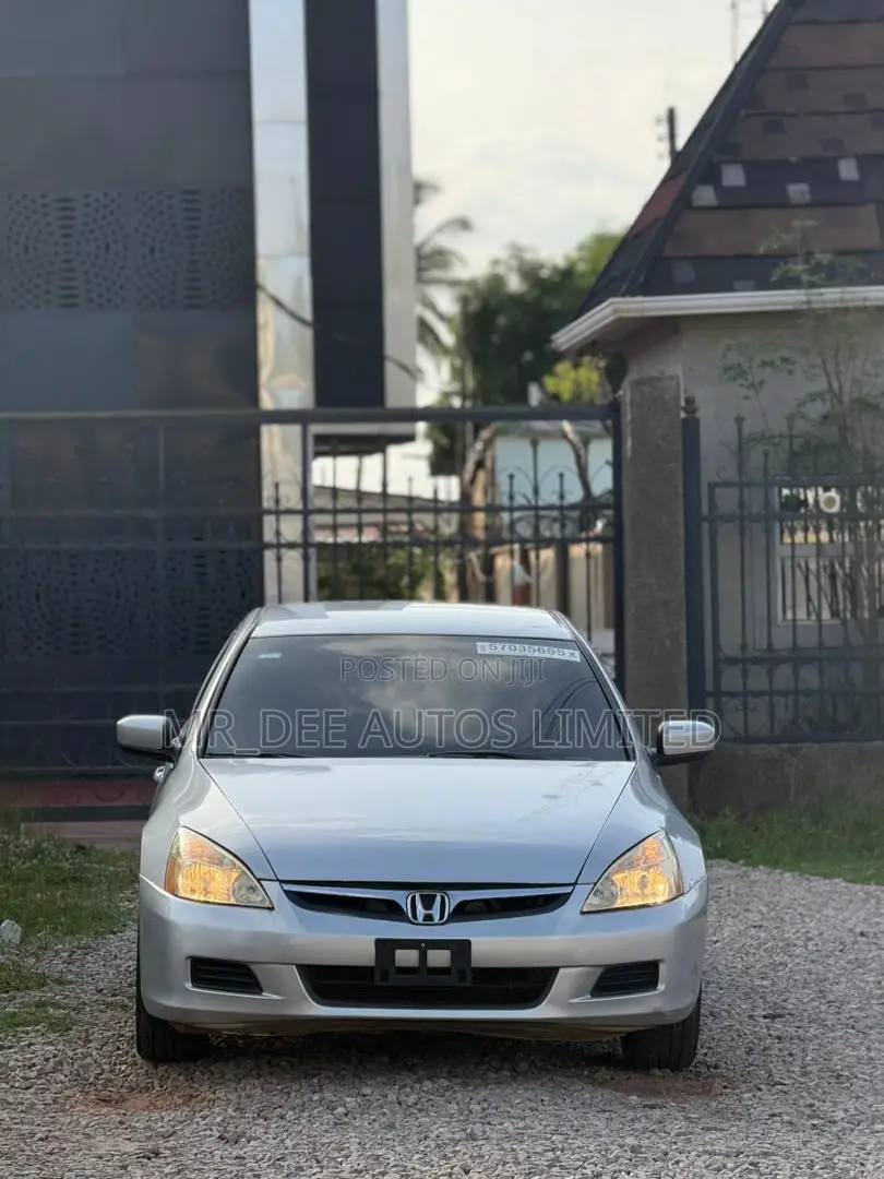 Honda Accord 2007 Silver
