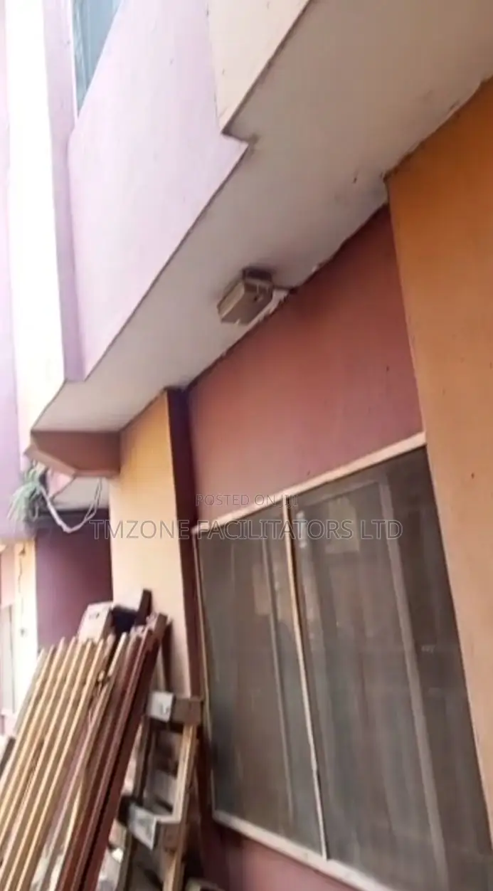3bdrm House in Lagos, Egbeda for sale