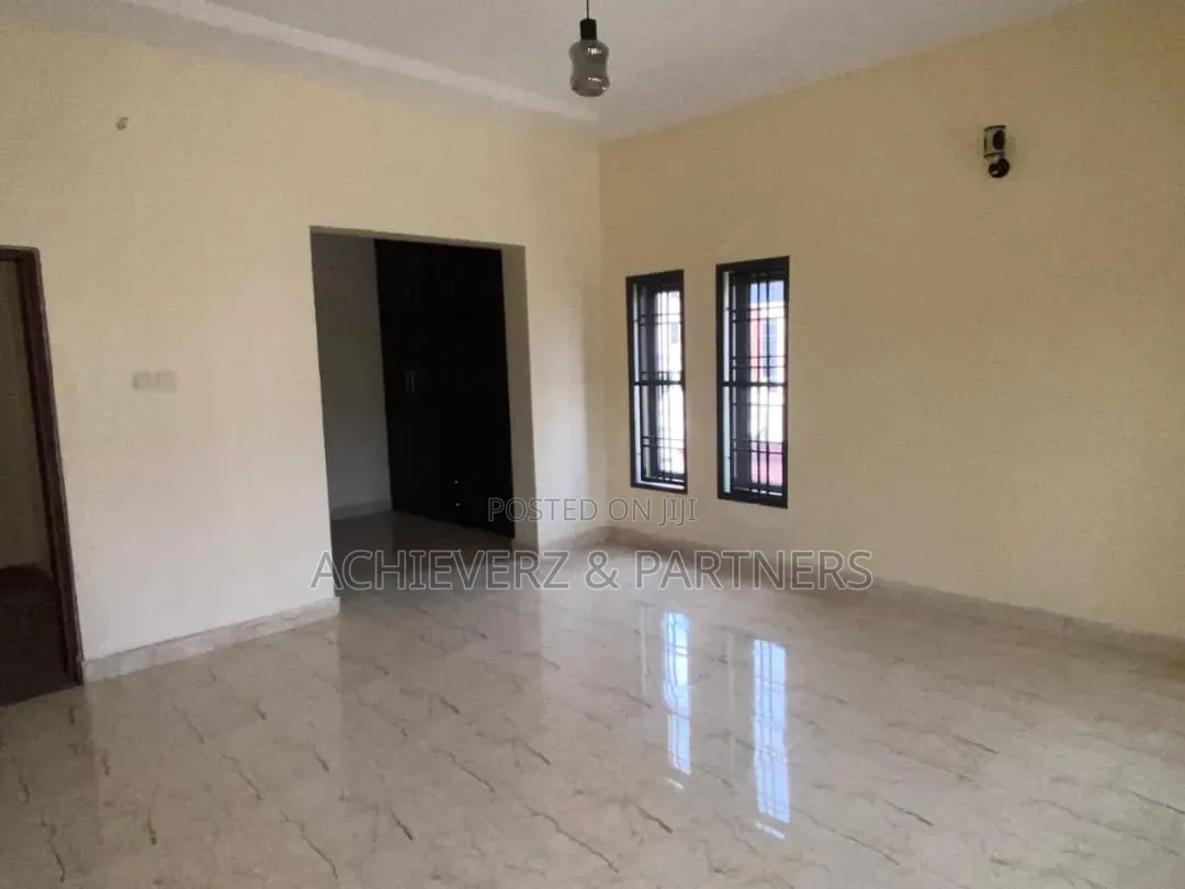 4bdrm Duplex in Guzape District for rent