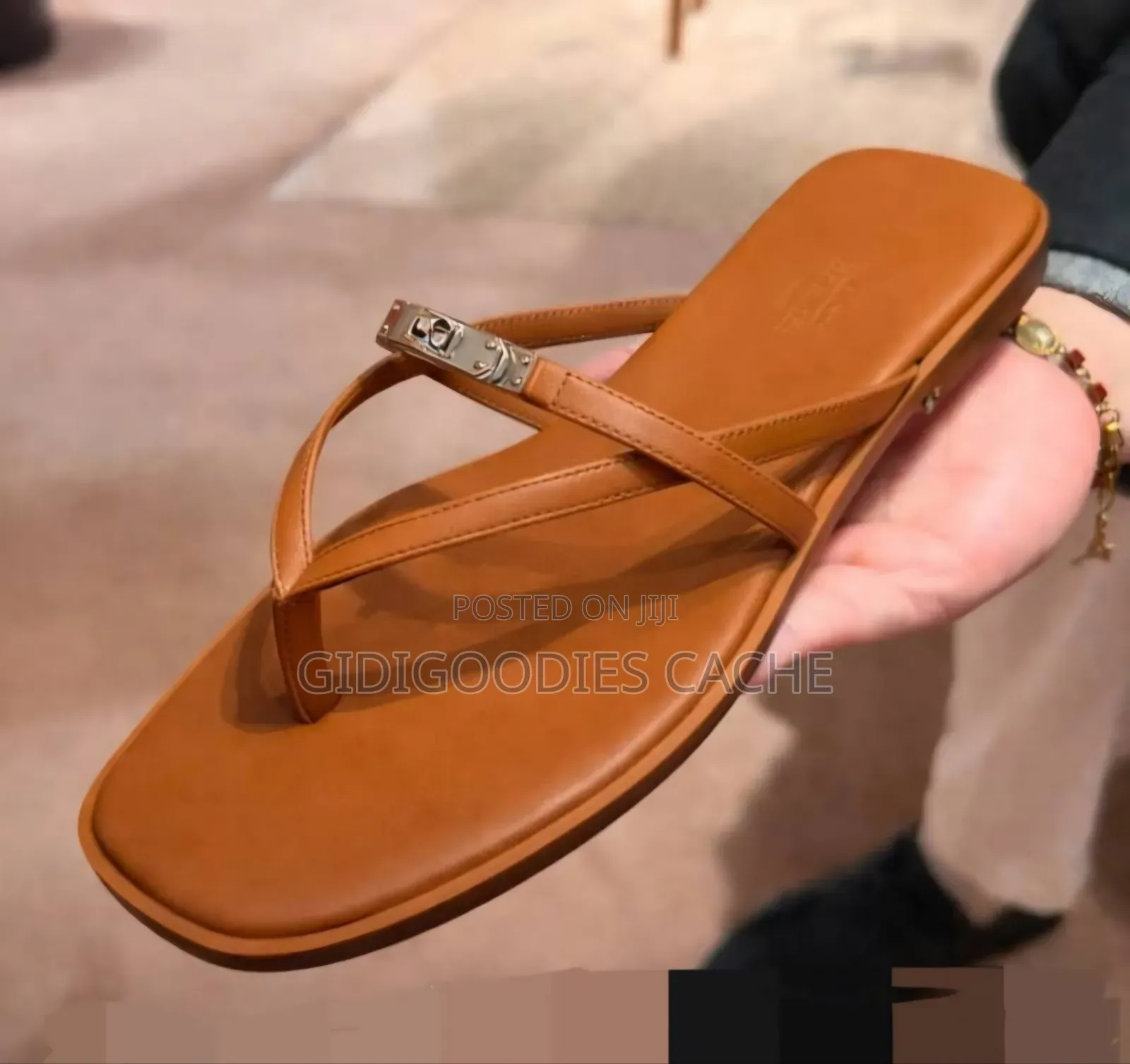 Minimalist Hardware Thong Sandals Size 38-4