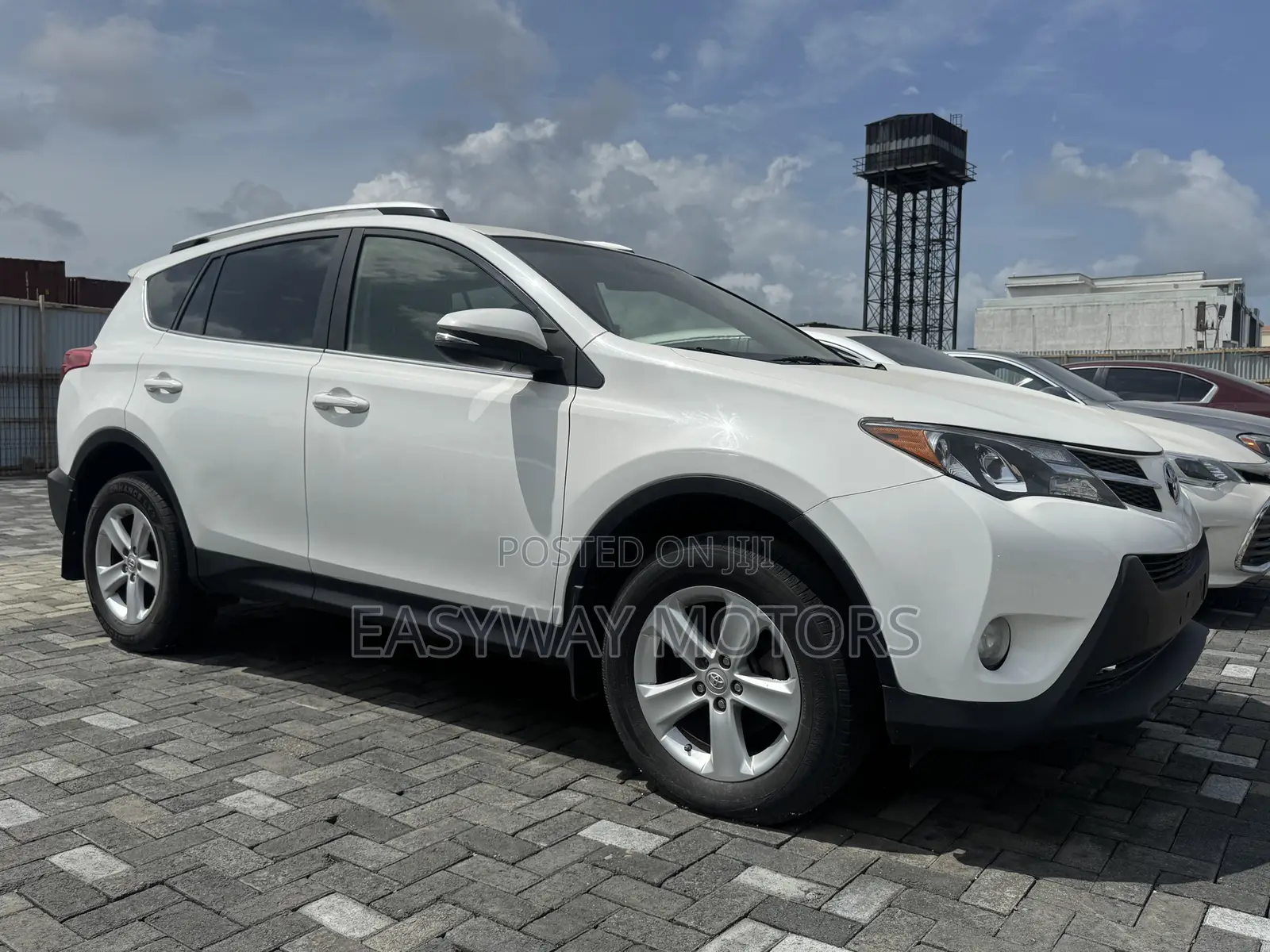 Toyota RAV4 Limited 4dr SUV AWD (2.5L 4cyl 6A) 2014 White