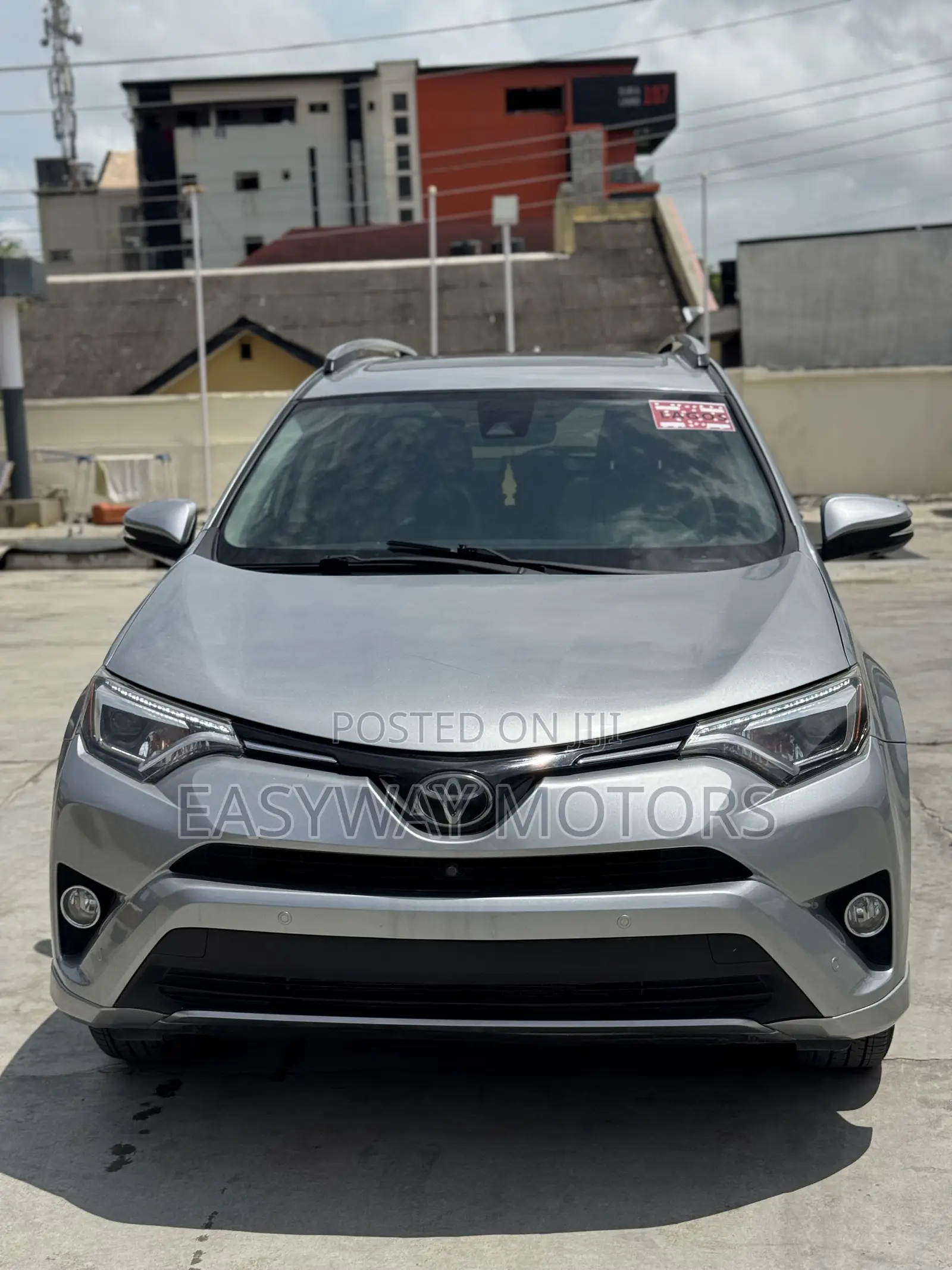 Toyota RAV4 Platinum AWD (2.5L 4cyl 6A) 2017 Silver