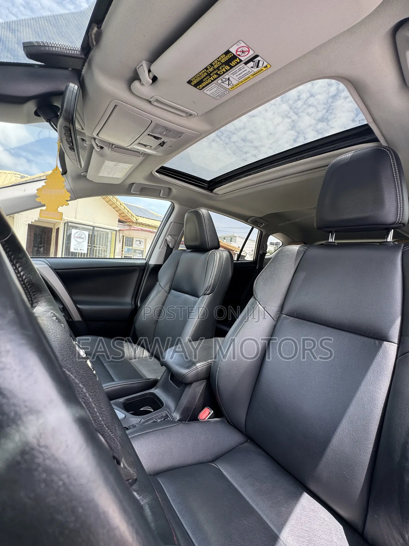 Toyota RAV4 Platinum AWD (2.5L 4cyl 6A) 2017 Silver