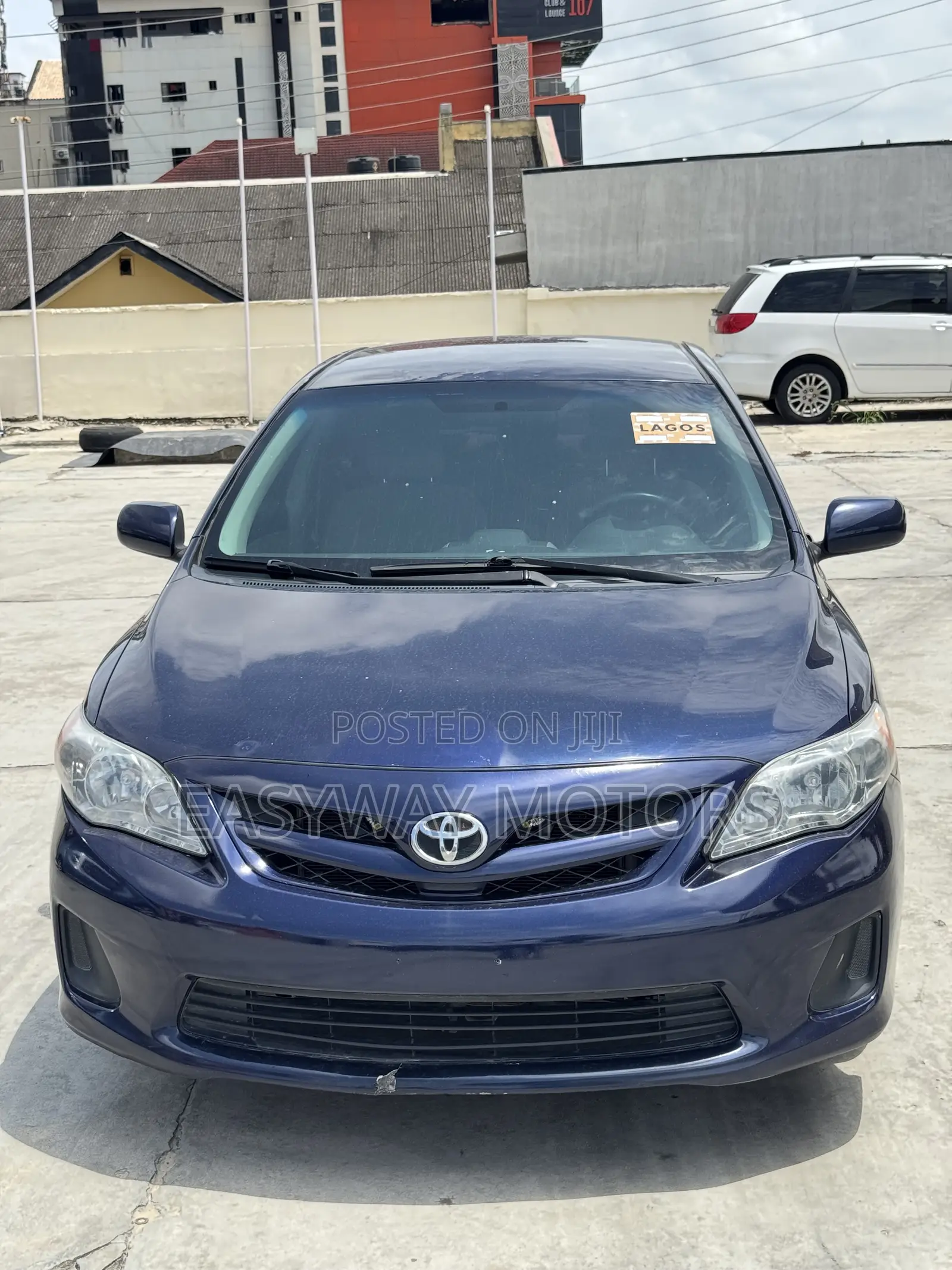 Toyota Corolla LE Special Edition 4dr Sedan (1.8L 4cyl 4A) 2013 Blue