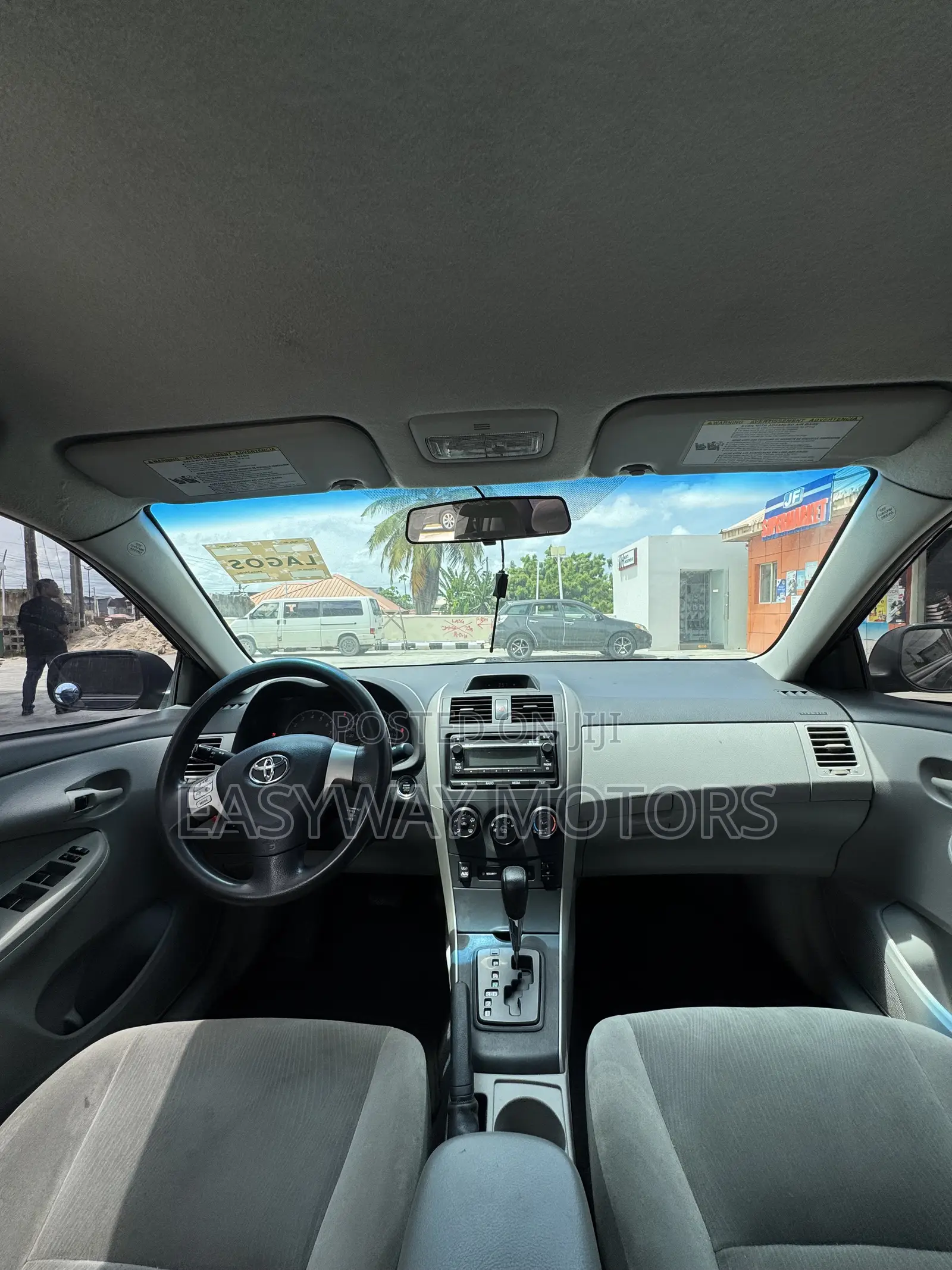 Toyota Corolla LE Special Edition 4dr Sedan (1.8L 4cyl 4A) 2013 Blue