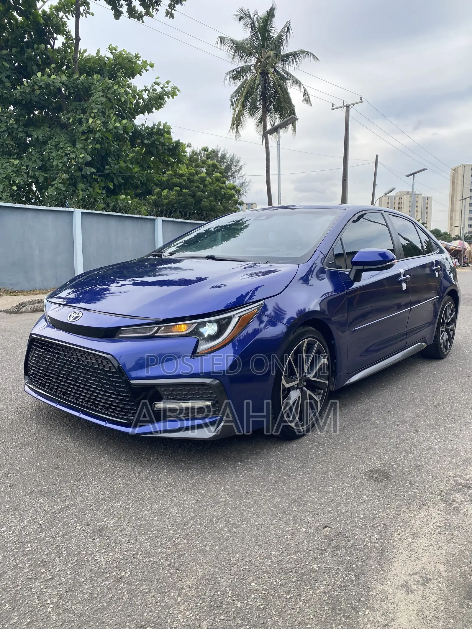Toyota Corolla SE 2020 Blue