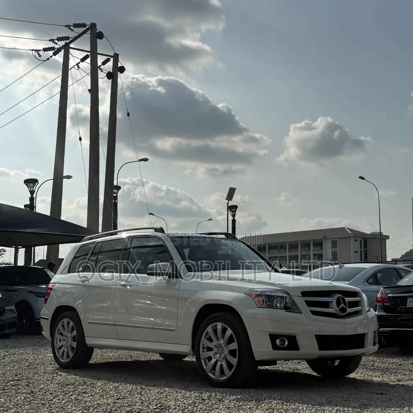 Mercedes-Benz GLK-Class 350 4MATIC 2011 White