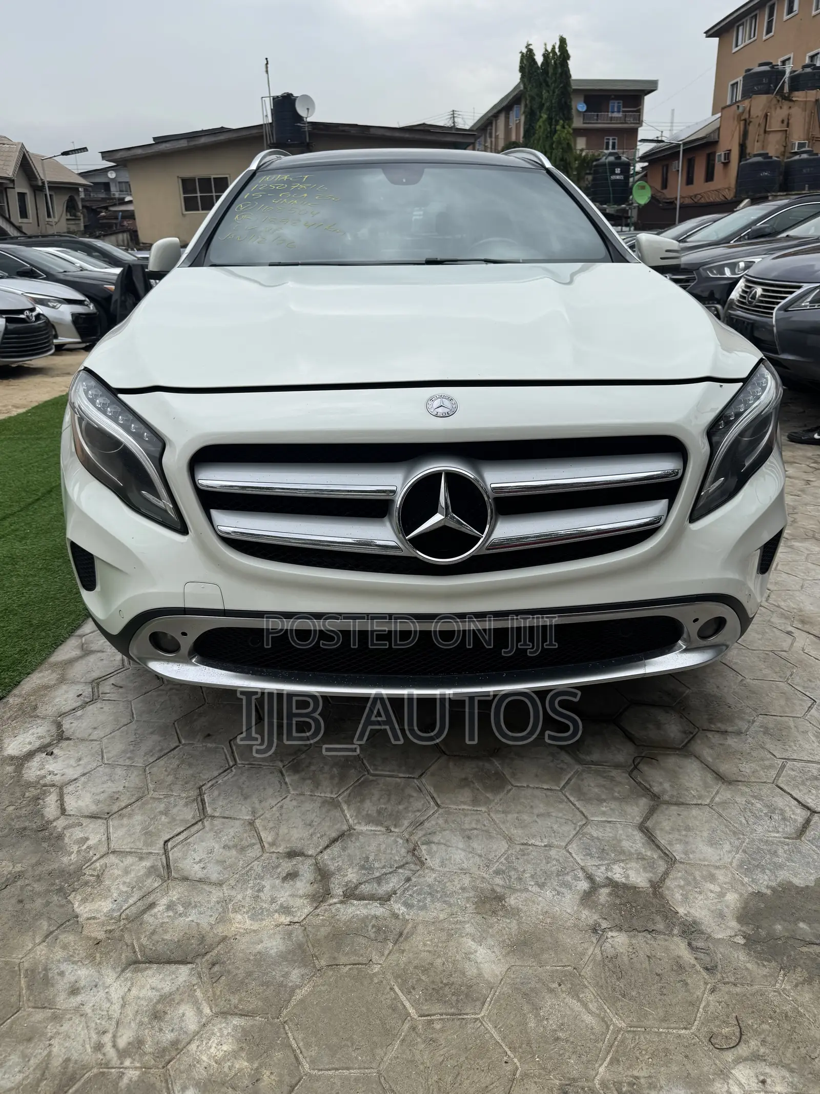Mercedes-Benz GLA 250 2016 White