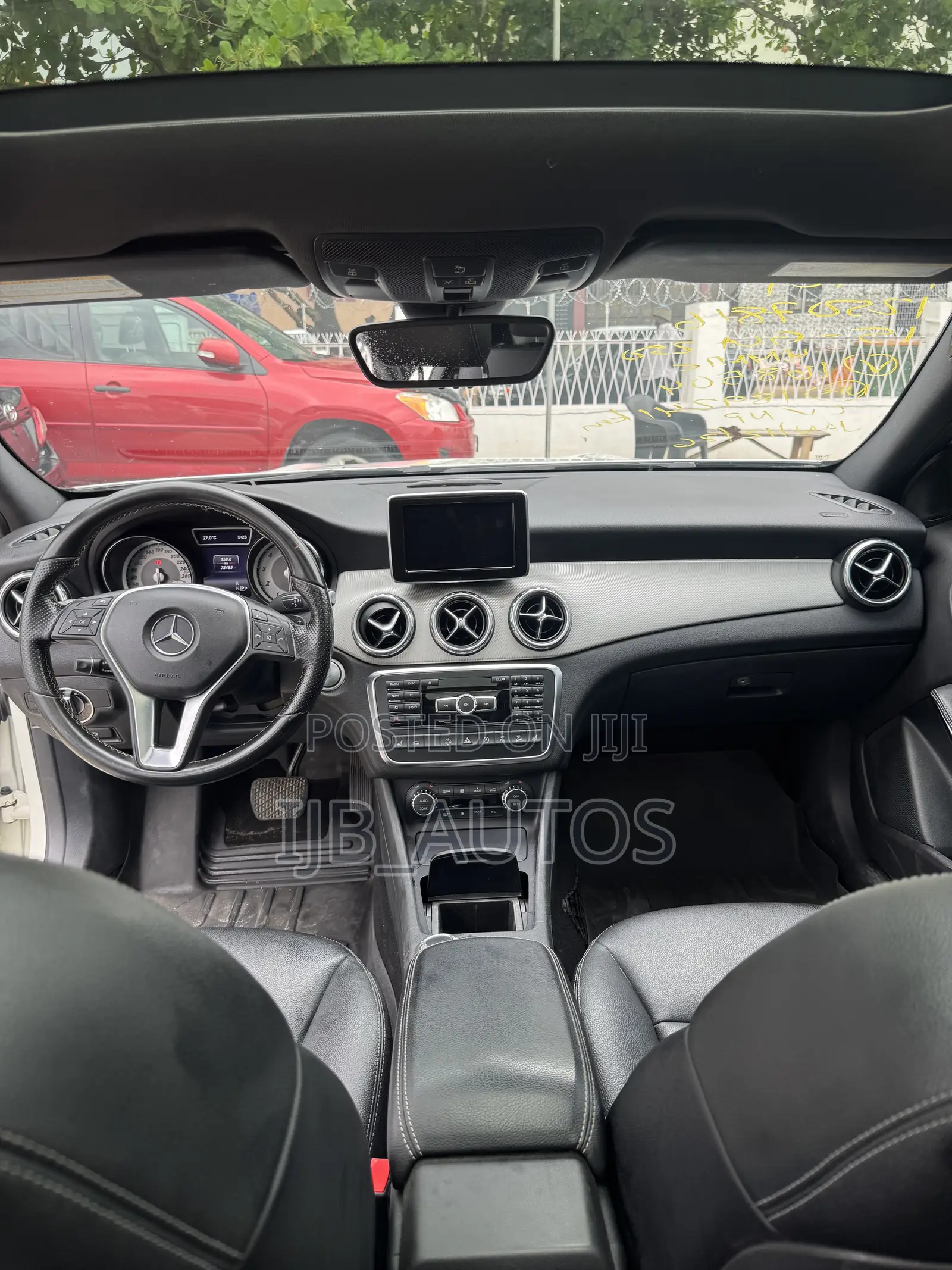 Mercedes-Benz GLA 250 2016 White