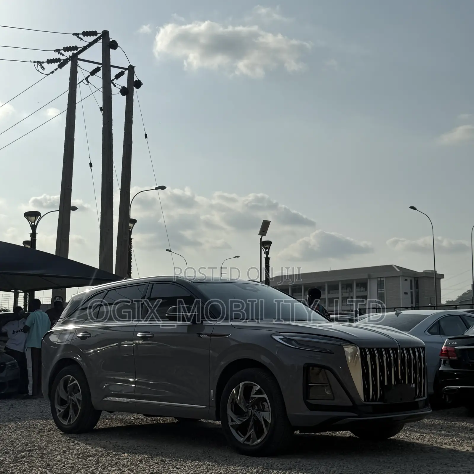 New Hongqi E-HS3 2023 Gray