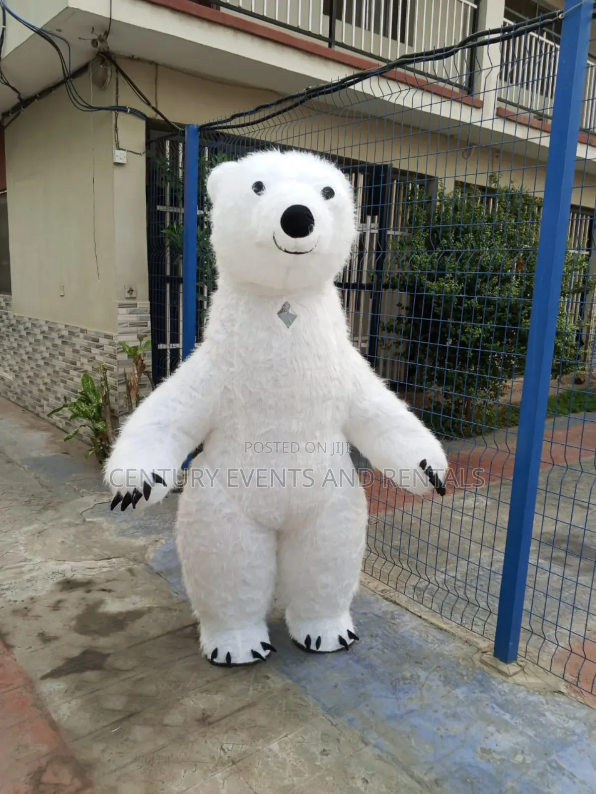 Giant Mascot (Gorilla, Panda, Bunny, Bumblebee, Mario, Hulk Etc
