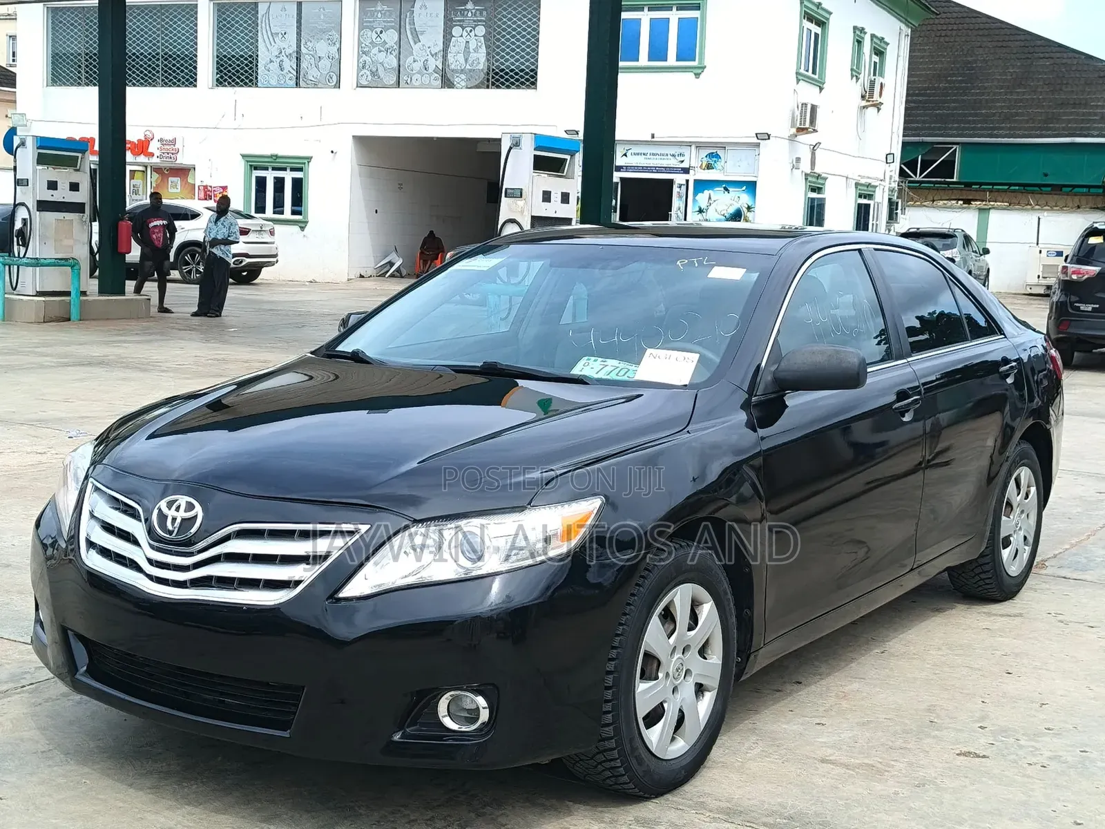 Toyota Camry LE 4dr Sedan (2.5L 4cyl 6AM) 2010 Black
