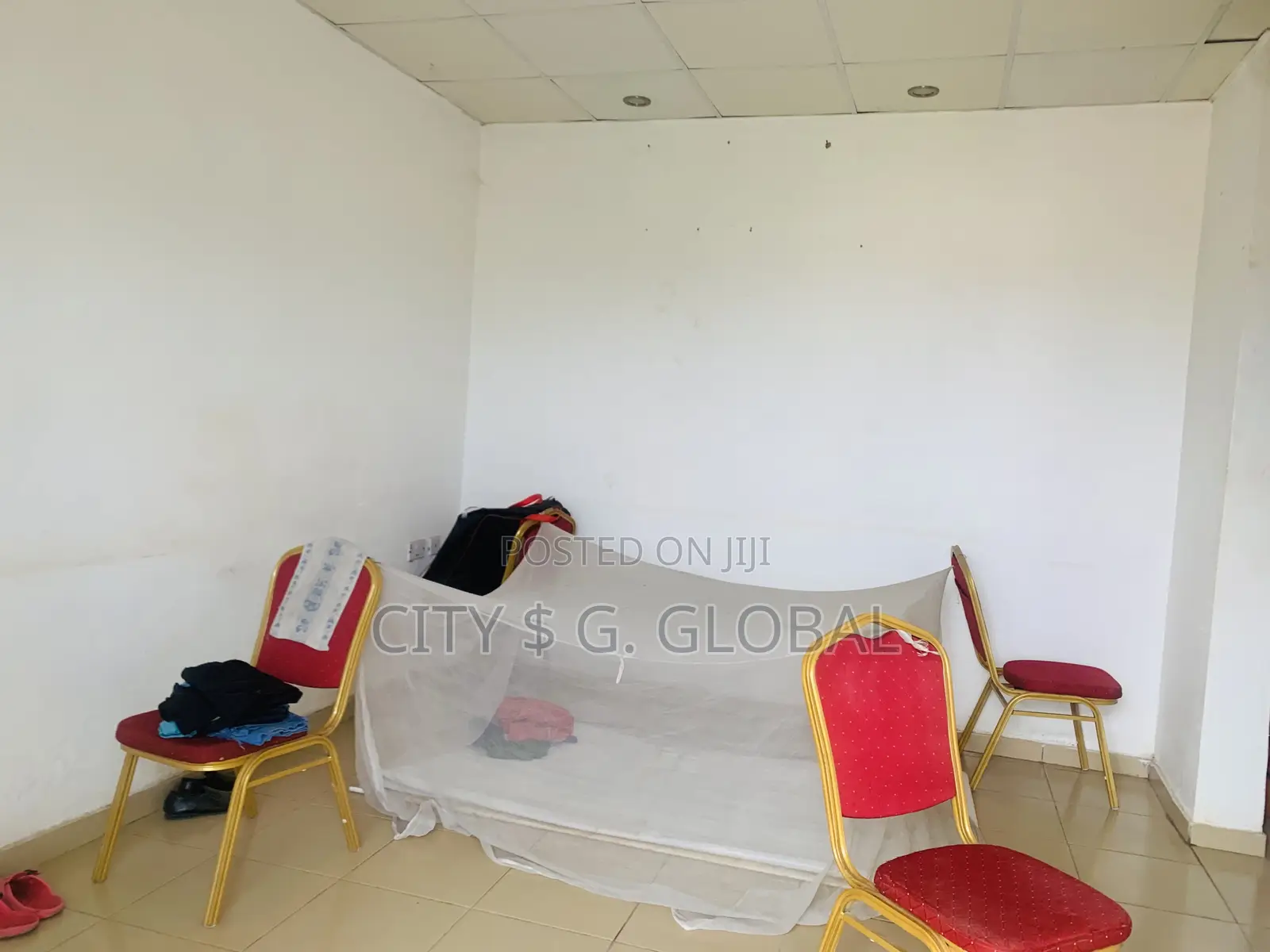 Small Shop for Rent in Jahi