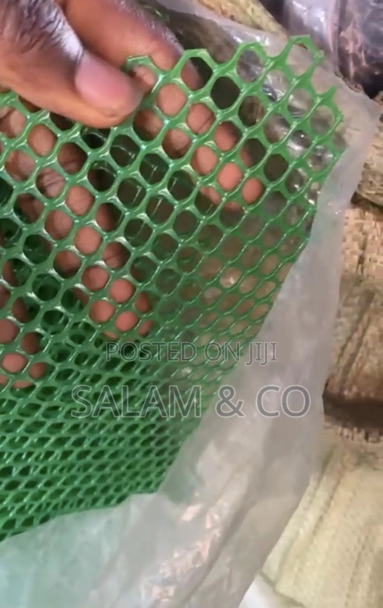 1.5m X 30m Plastic Poultry Mesh Roll – Heavy Duty Fence Net