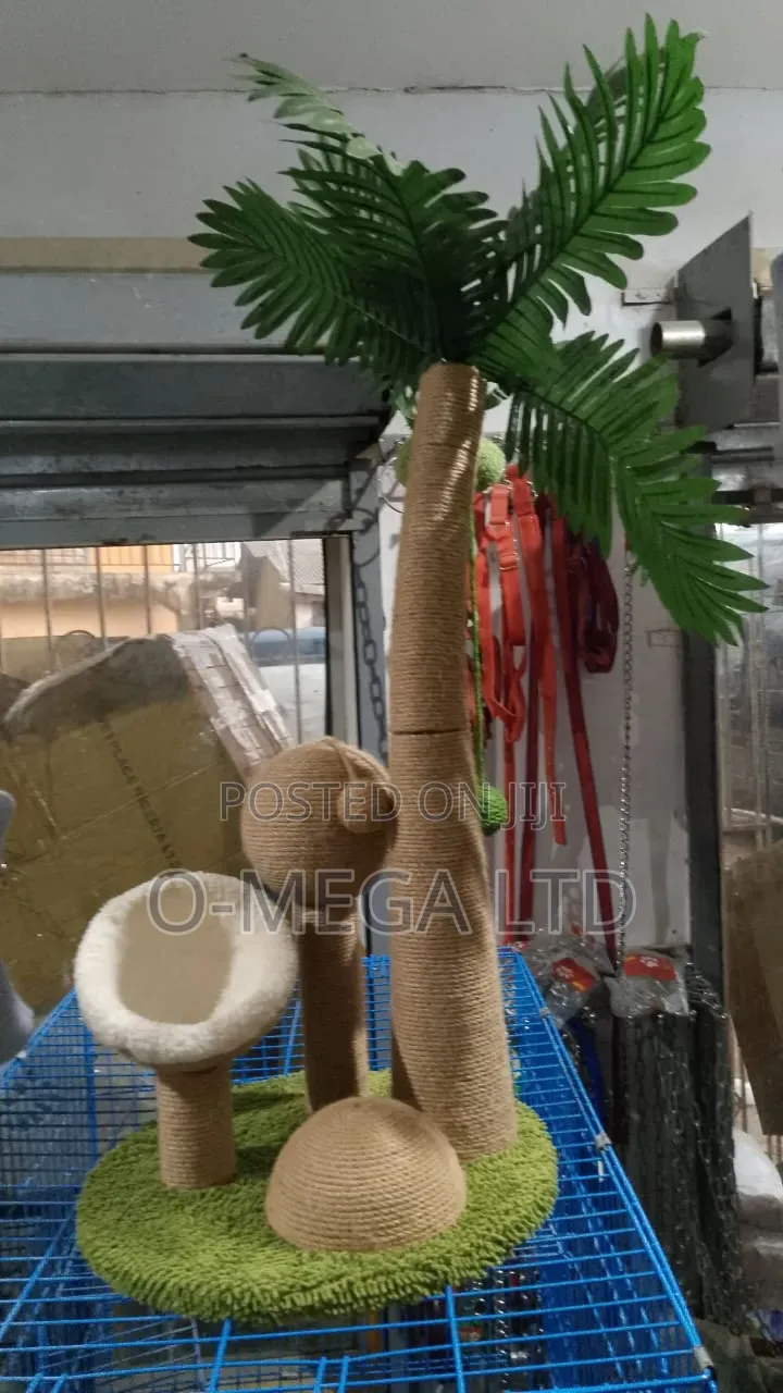 Luxury Palm Cat Tree