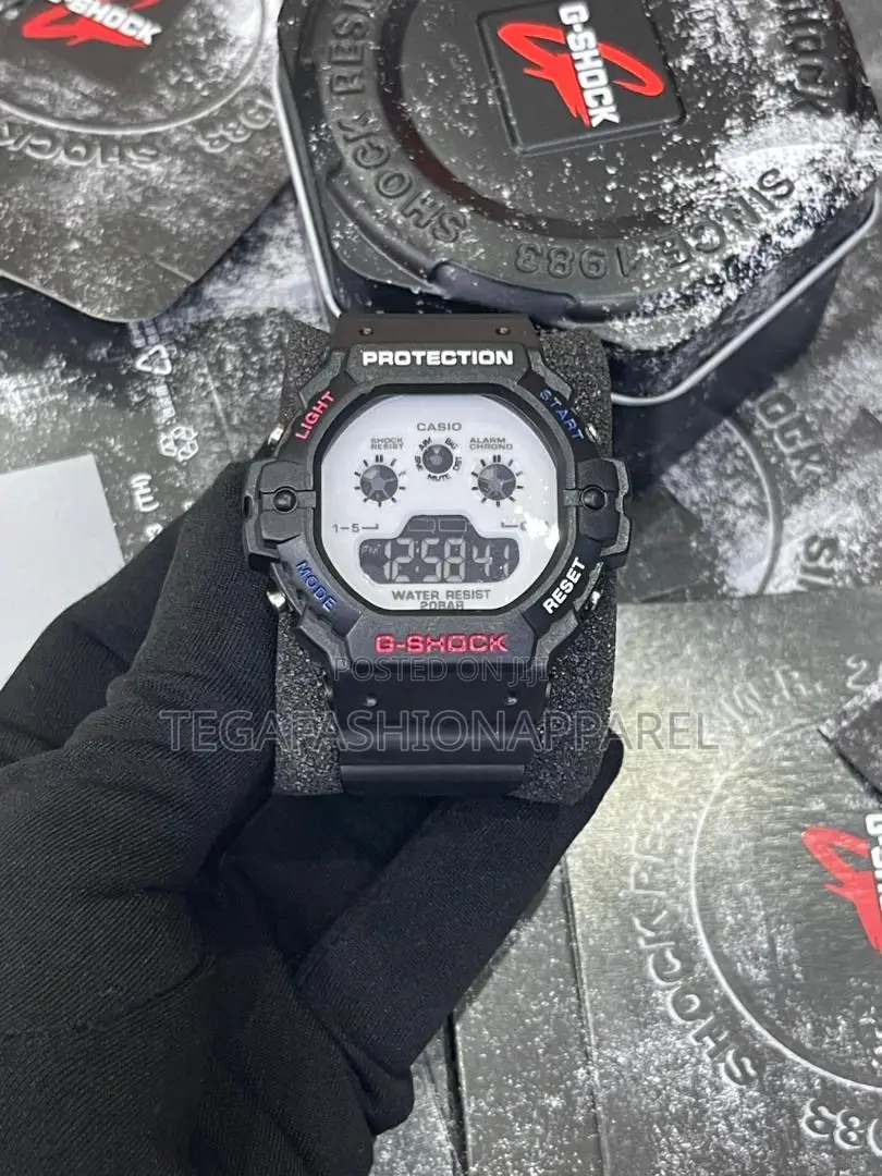 Casio G-Shock Model:Dw-5900 Rubber Strap Watch