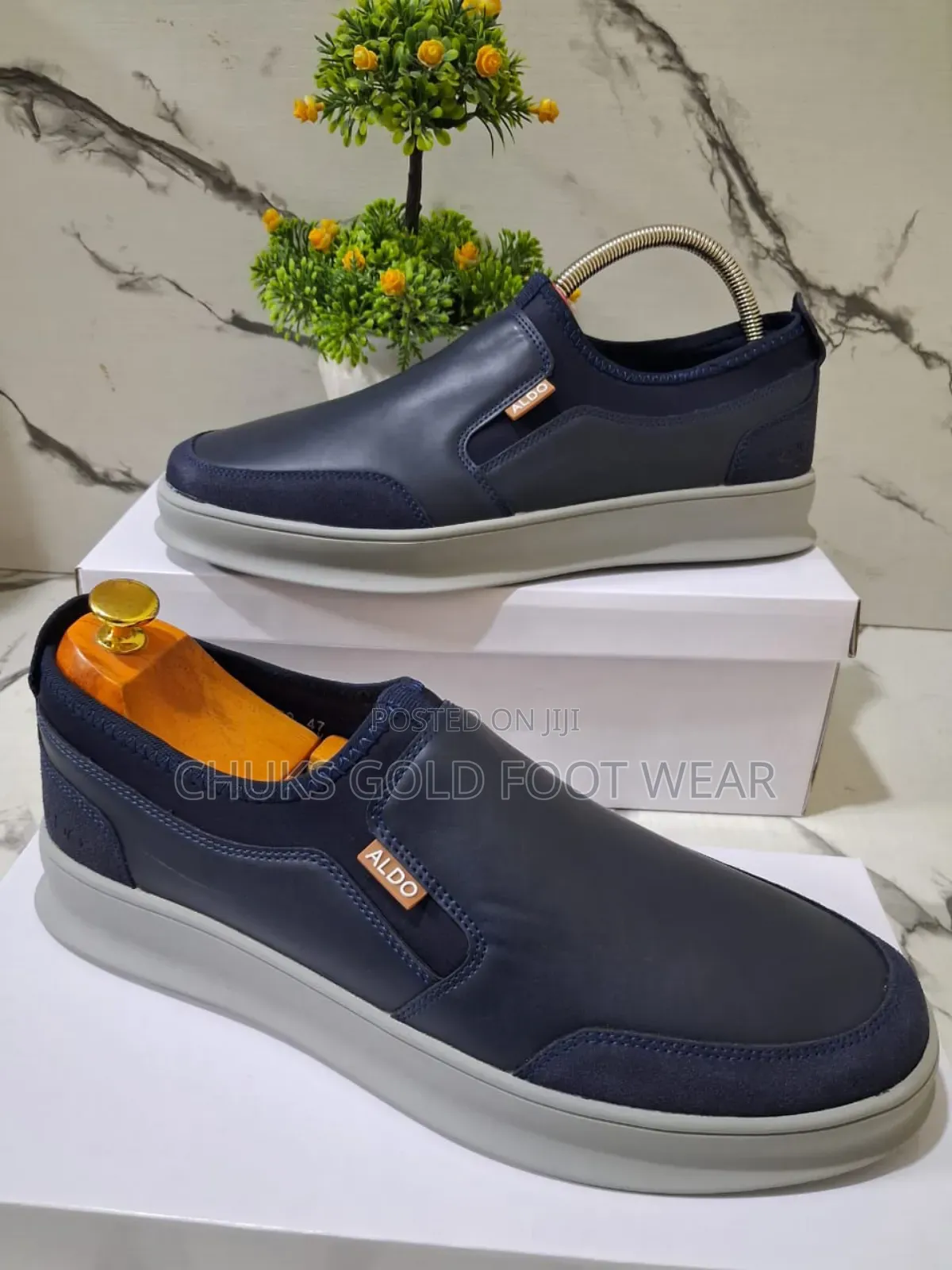 Step Into Confidence With Vangelo — Bold Look, Effortless Comfort