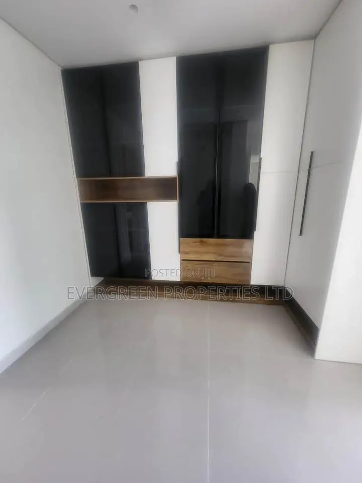 5bdrm Duplex in Parkview Estate for rent