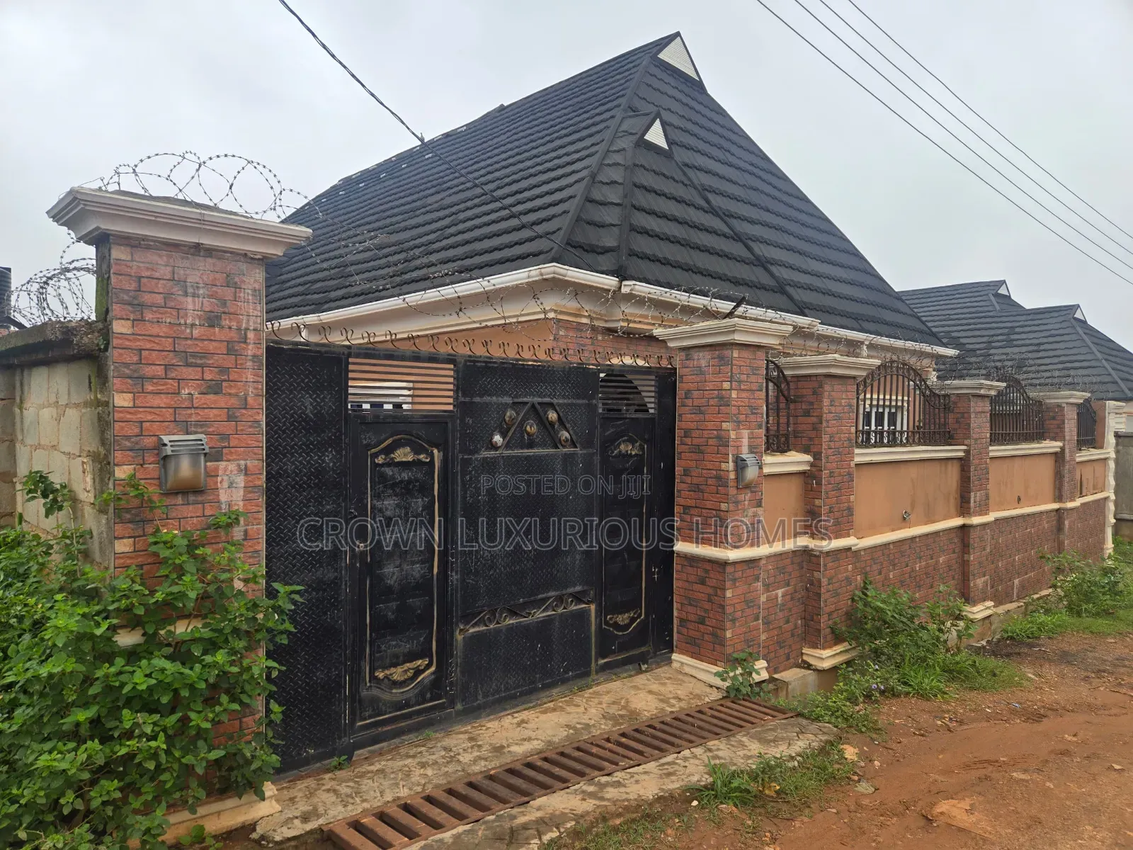 2bdrm Bungalow in Hephzibah Estate, Ibadan for sale