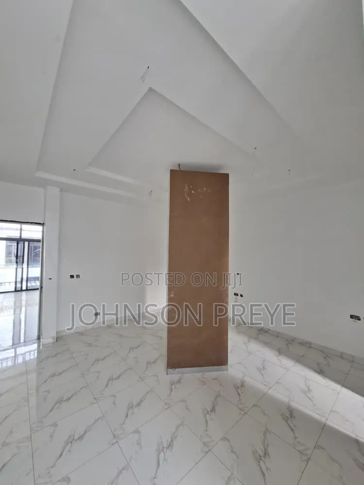 2bdrm Apartment in Ikate for sale