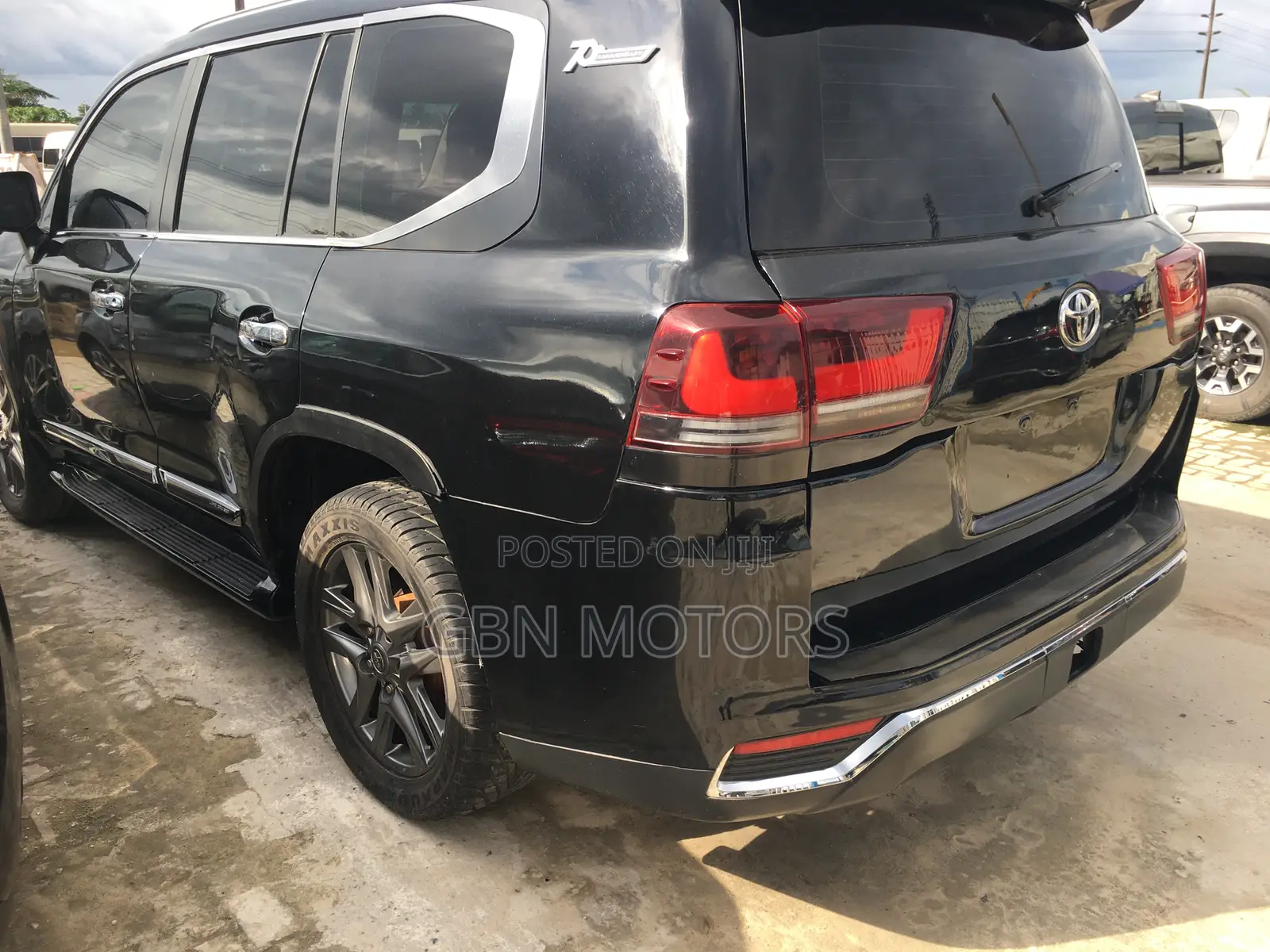 Toyota Land Cruiser 2011 Black