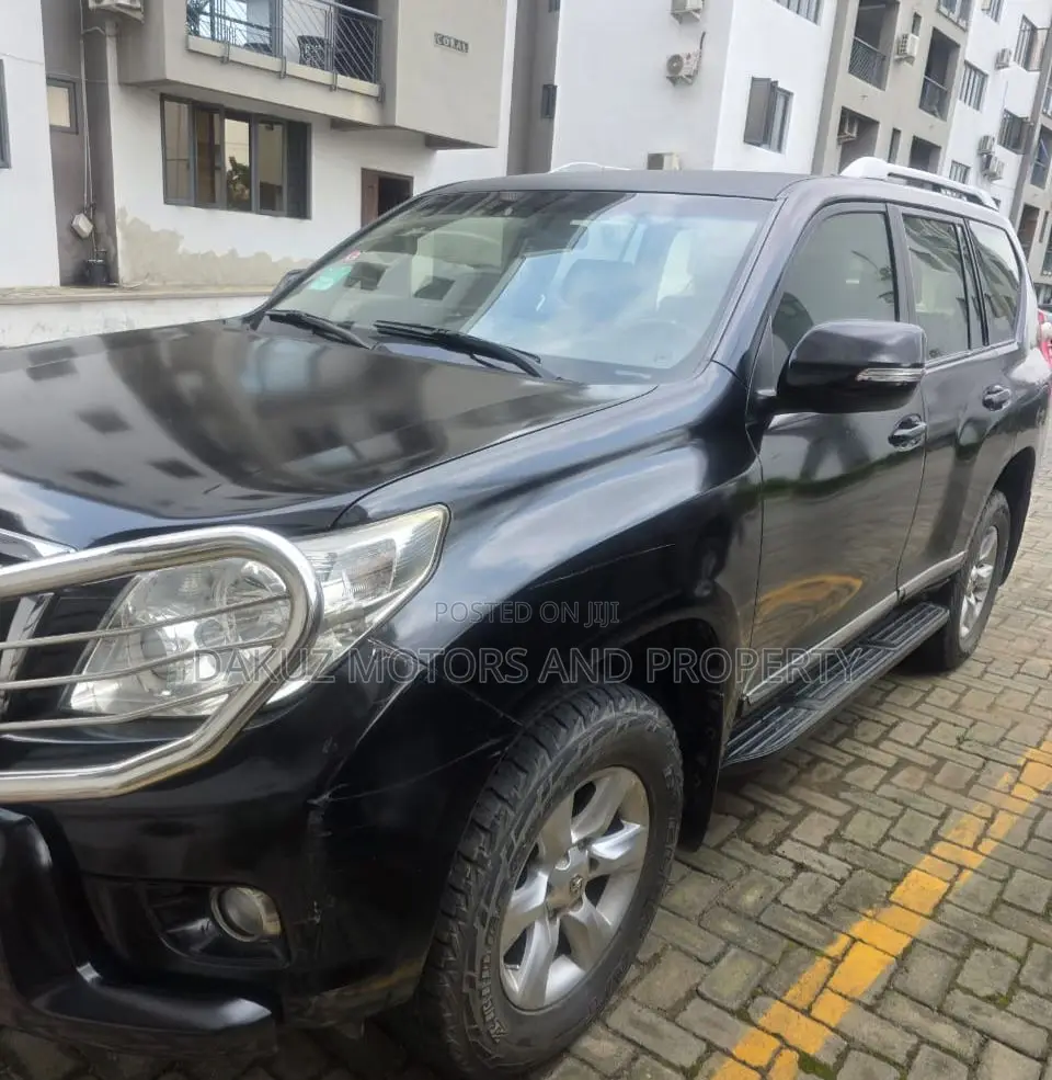 Toyota Land Cruiser Prado 2013 Black
