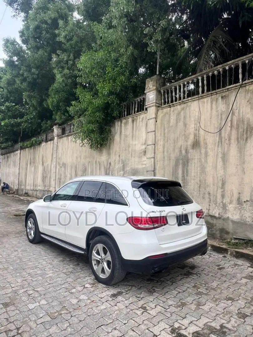 Mercedes-Benz GLC-Class 2018 White