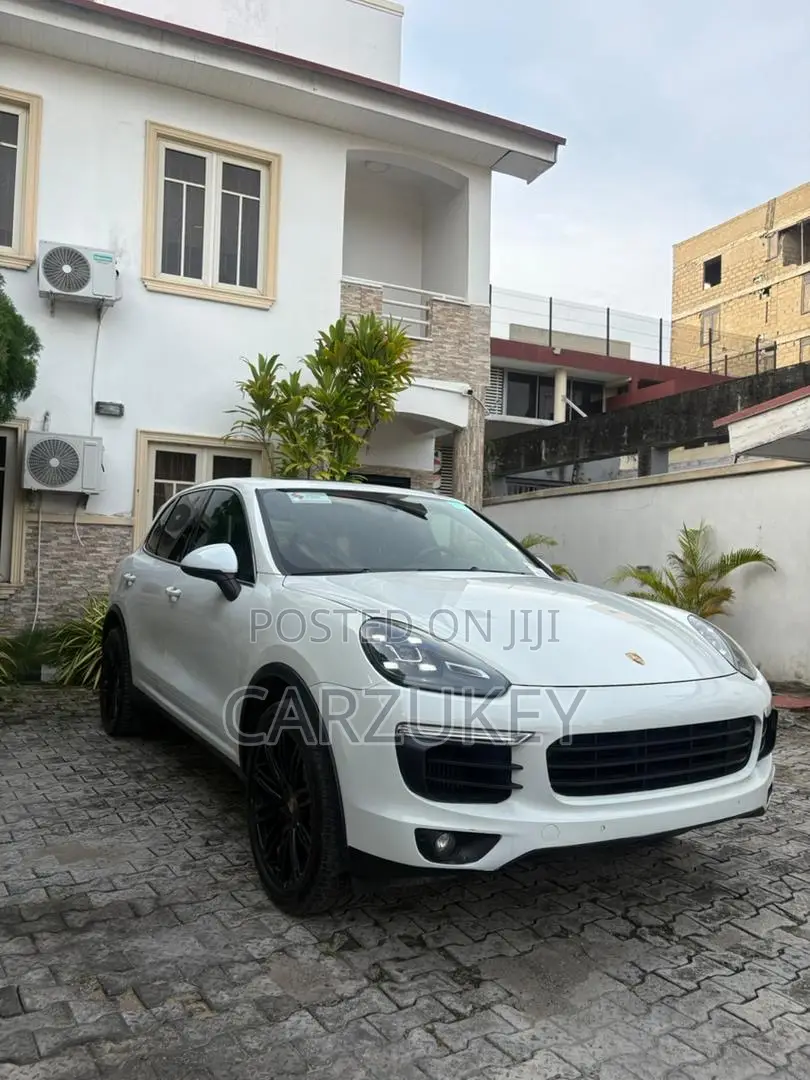 Porsche Cayenne S 4dr SUV AWD (3.6L 6cyl Turbo 8A) 2015 White