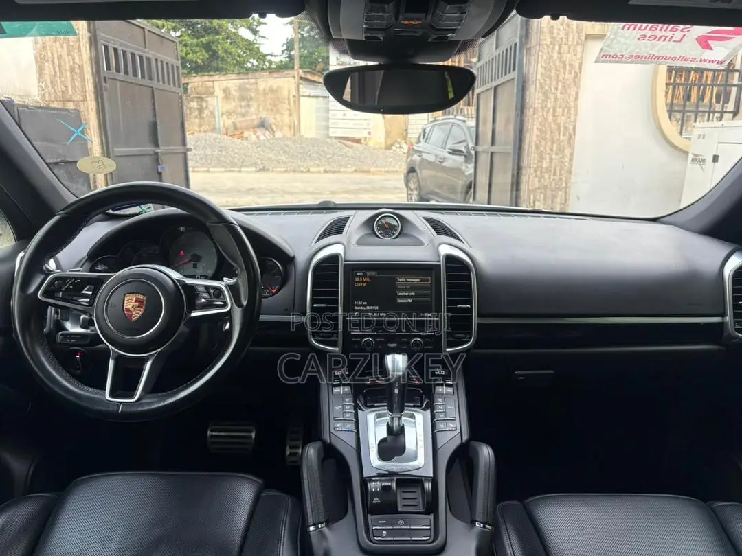 Porsche Cayenne S 4dr SUV AWD (3.6L 6cyl Turbo 8A) 2015 White