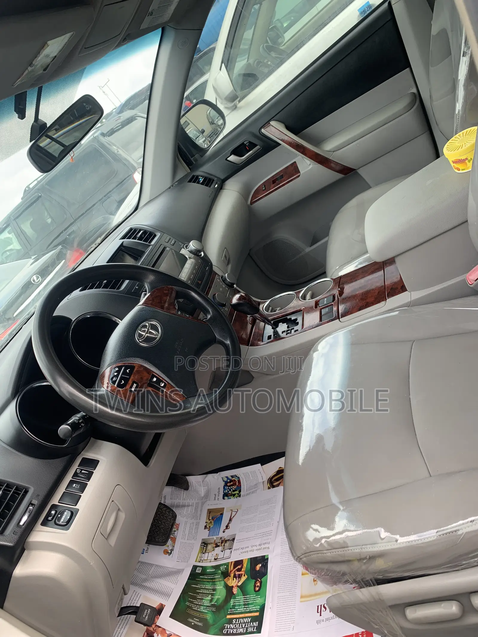 Toyota Highlander Limited 2012 Gray