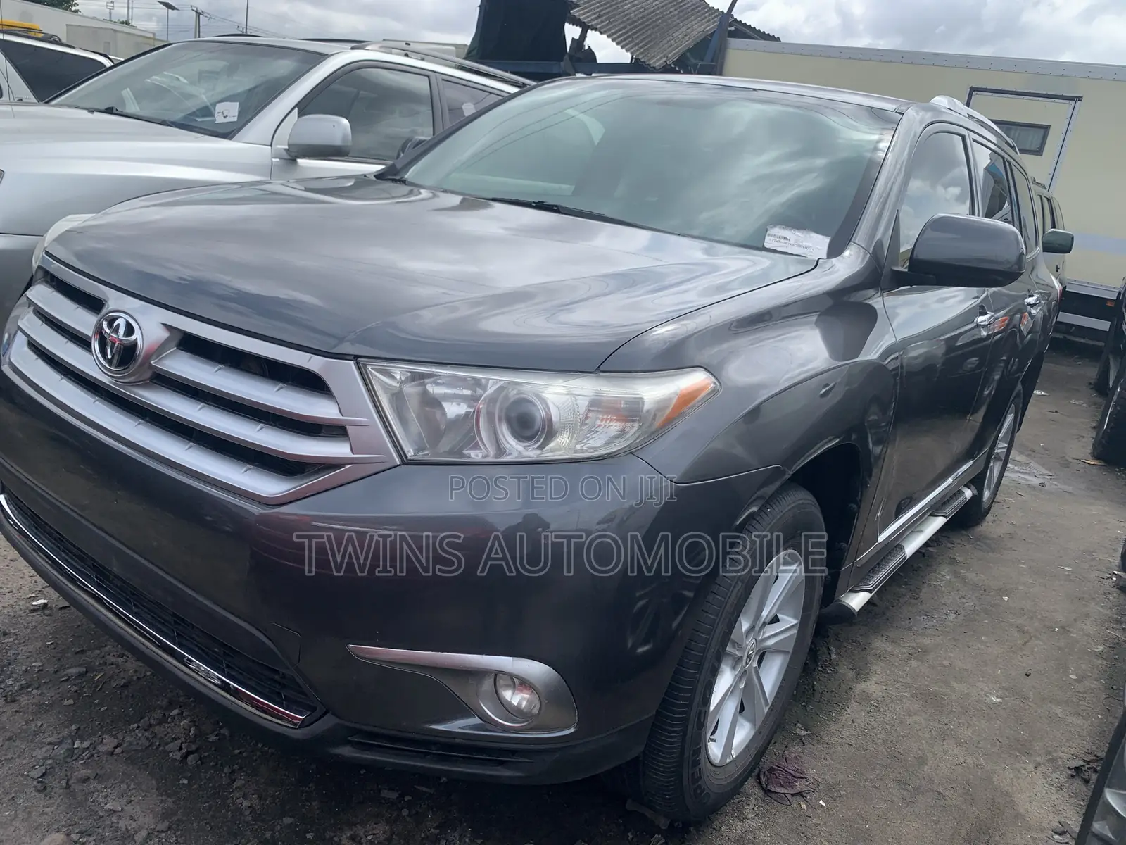 Toyota Highlander Limited 2012 Gray