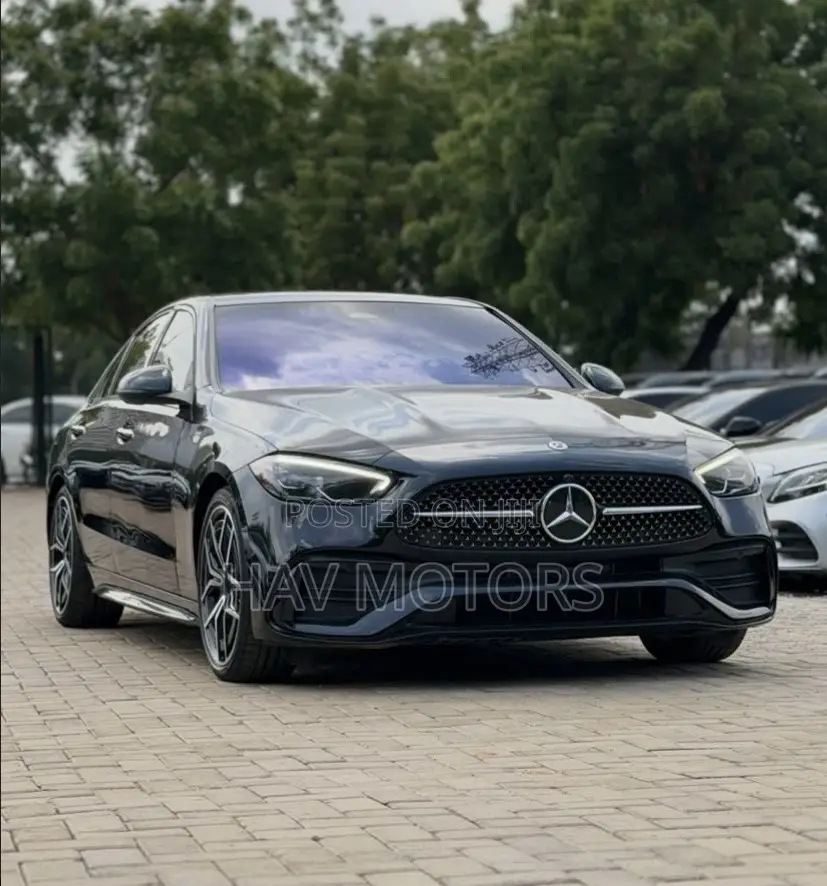 Mercedes-Benz C300 2022 Black